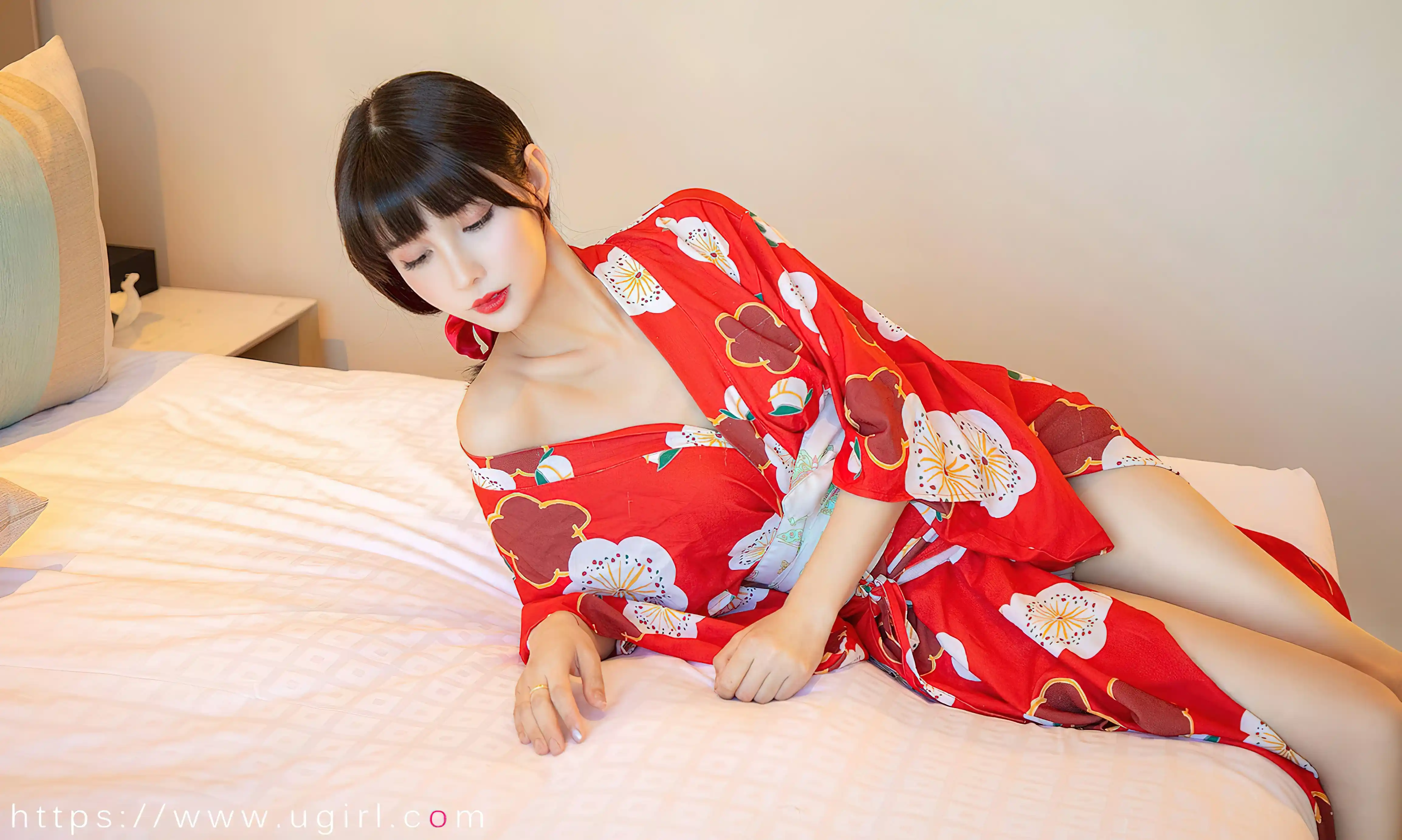 Ugirls爱尤物 2024 NO.2775 多情的猫咪 猫猫[35P／85MB] - 第2张