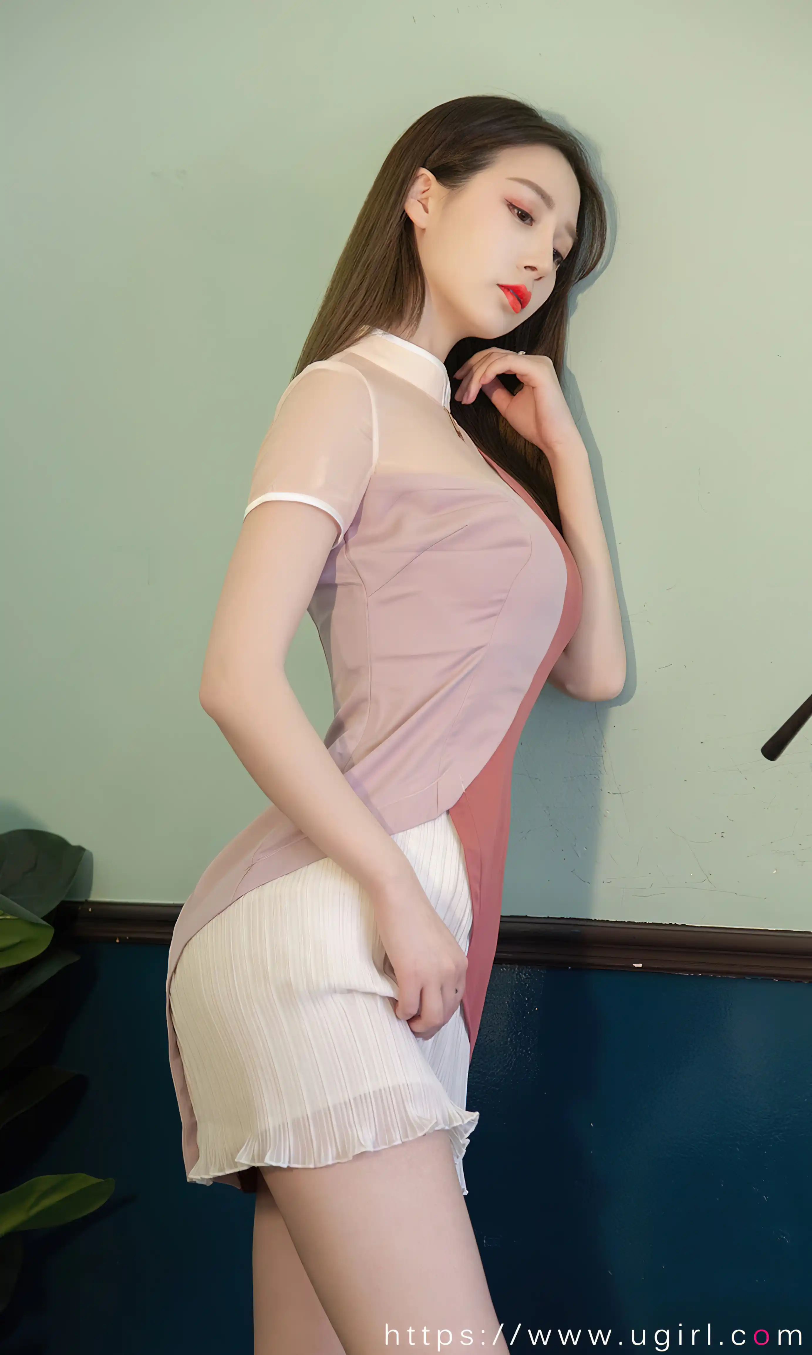 Ugirls爱尤物 2024 NO.2838 一生的浪漫 徐肉肉[35P／68MB] - 第2张