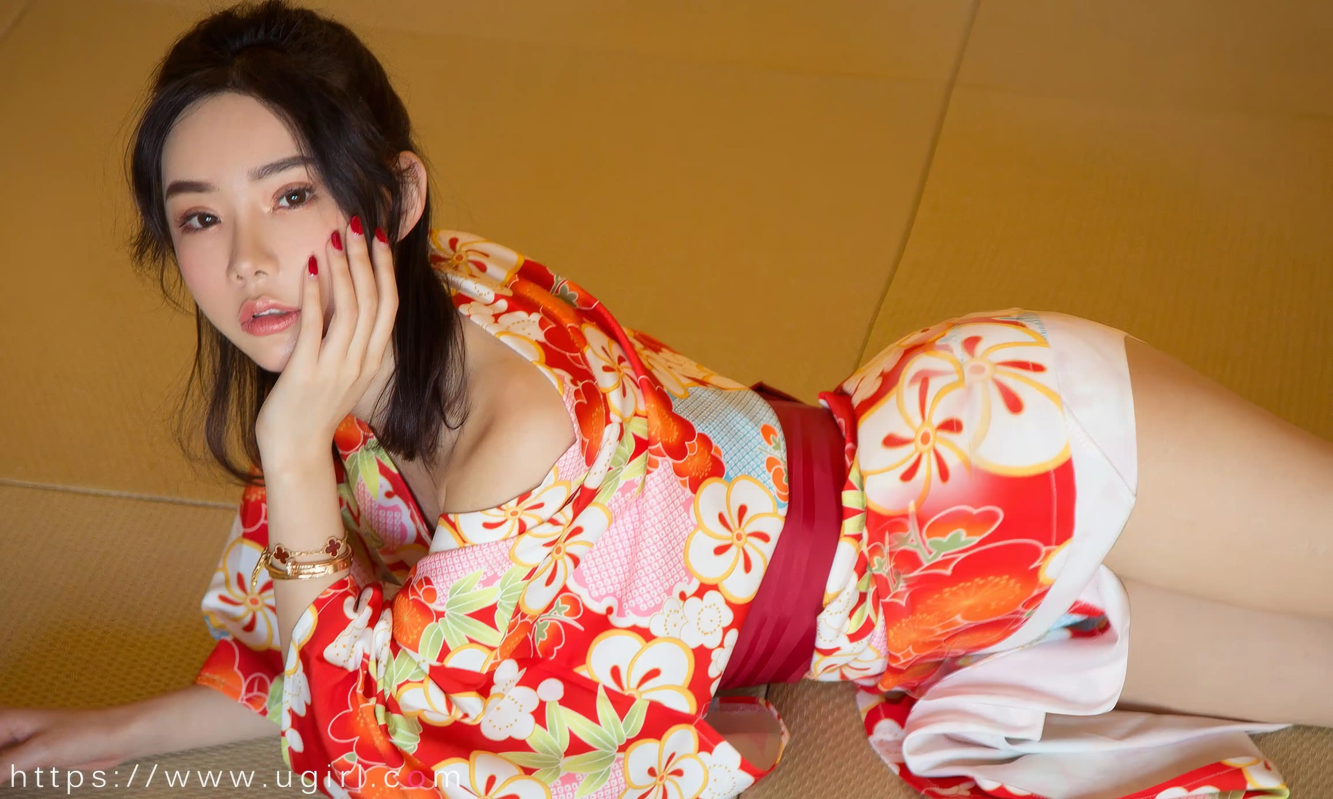 Ugirls爱尤物 NO.2883 安稳的心愿 模特合辑 [35P234MB] - 第3张