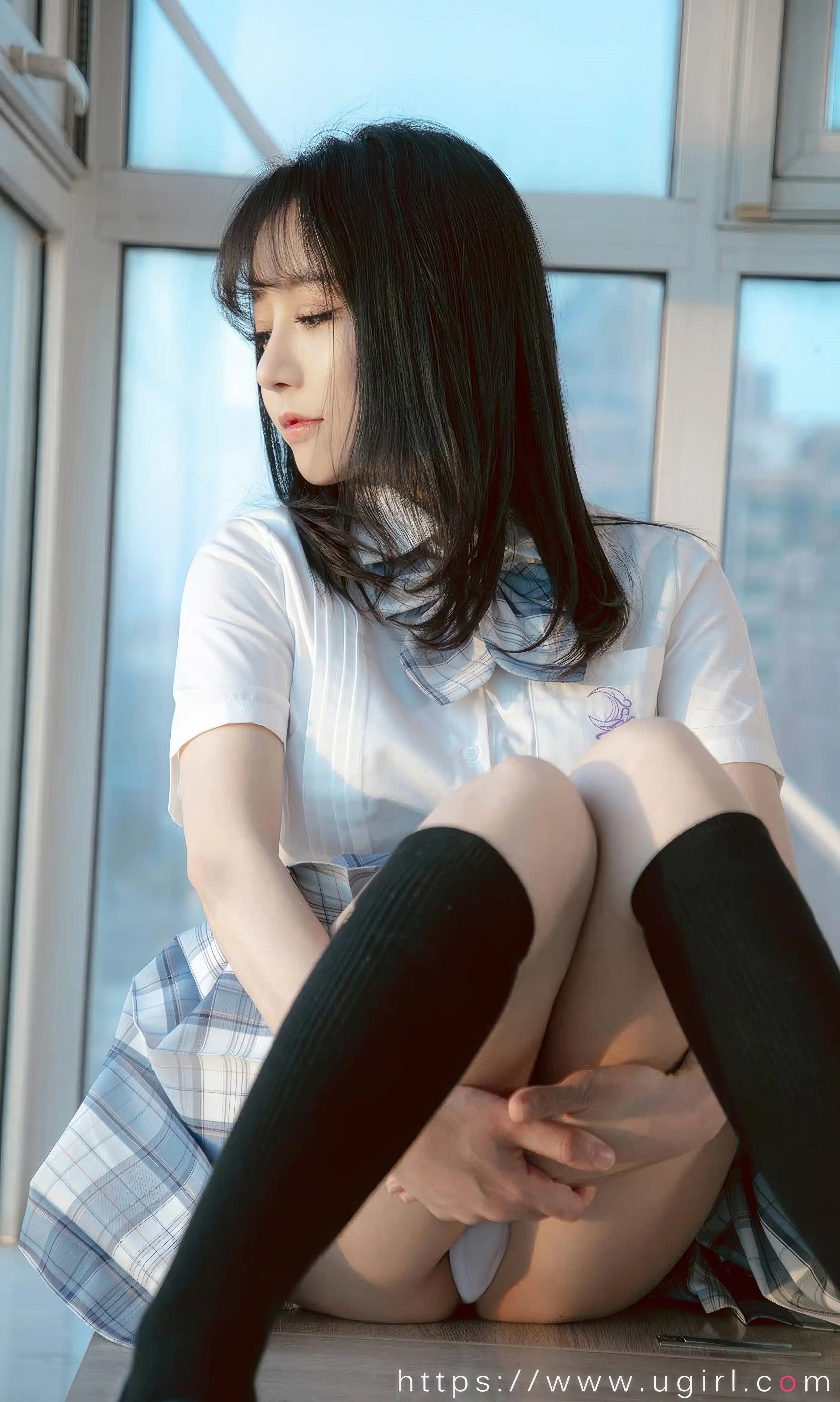 Ugirls爱尤物 NO.2929 白亦ada 香色格子裙 [35P251MB] - 第4张