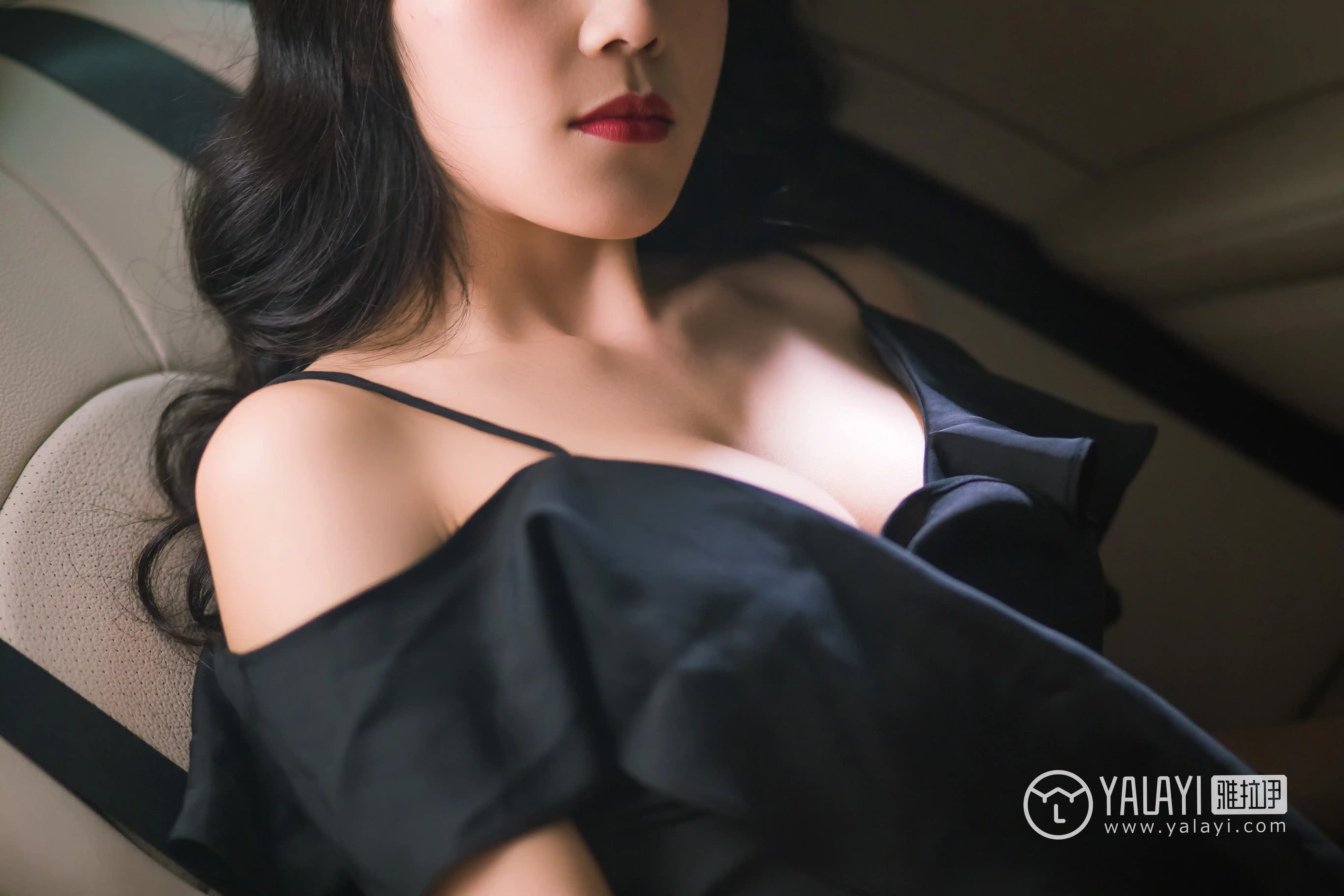 YALAYI雅拉伊 2019.05.06 NO.050 如野 莉莉 [55P754MB] - 第3张