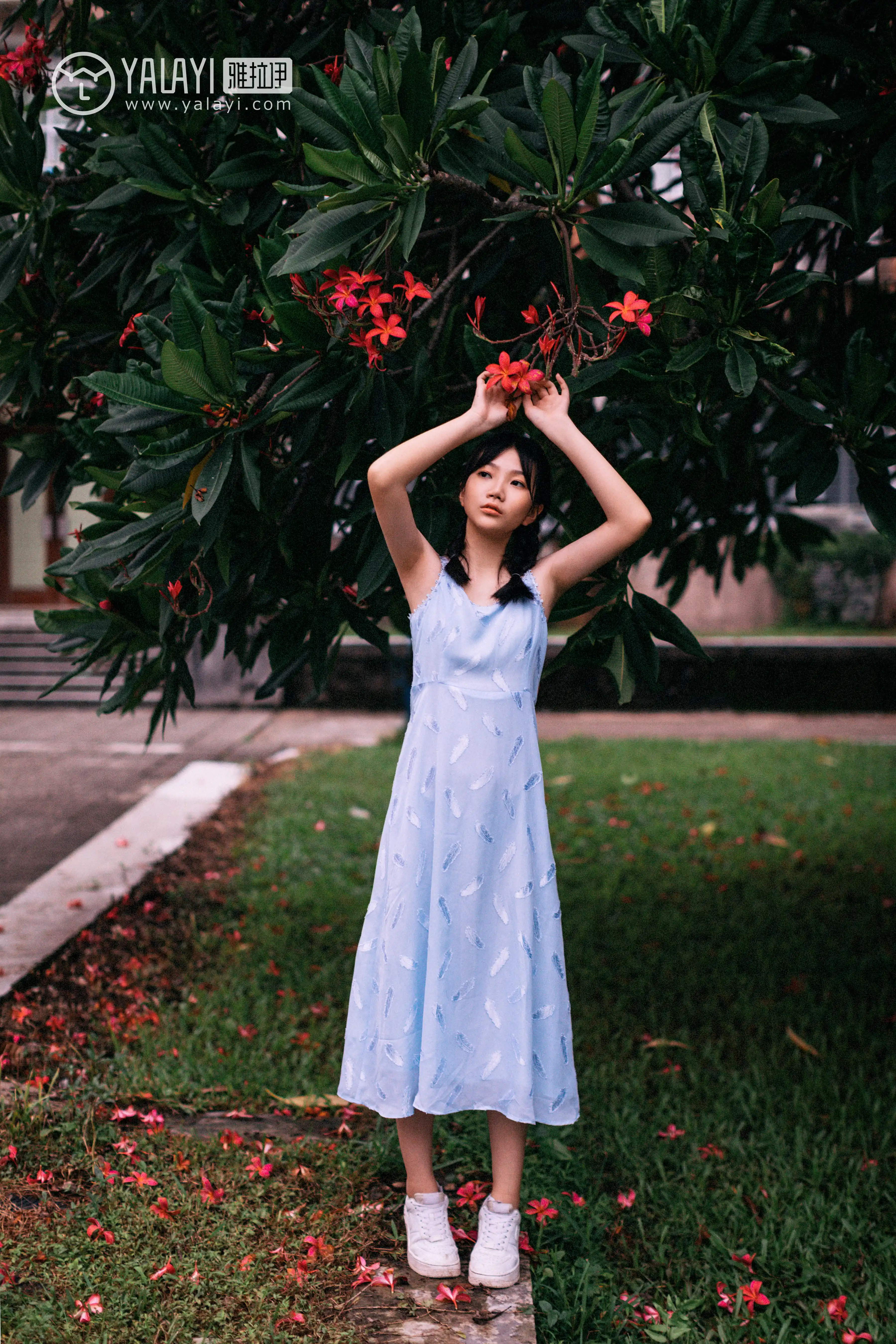 YALAYI雅拉伊 2019.05.06 NO.082 绿喜青花 Doubleyu [40P767M] - 第3张