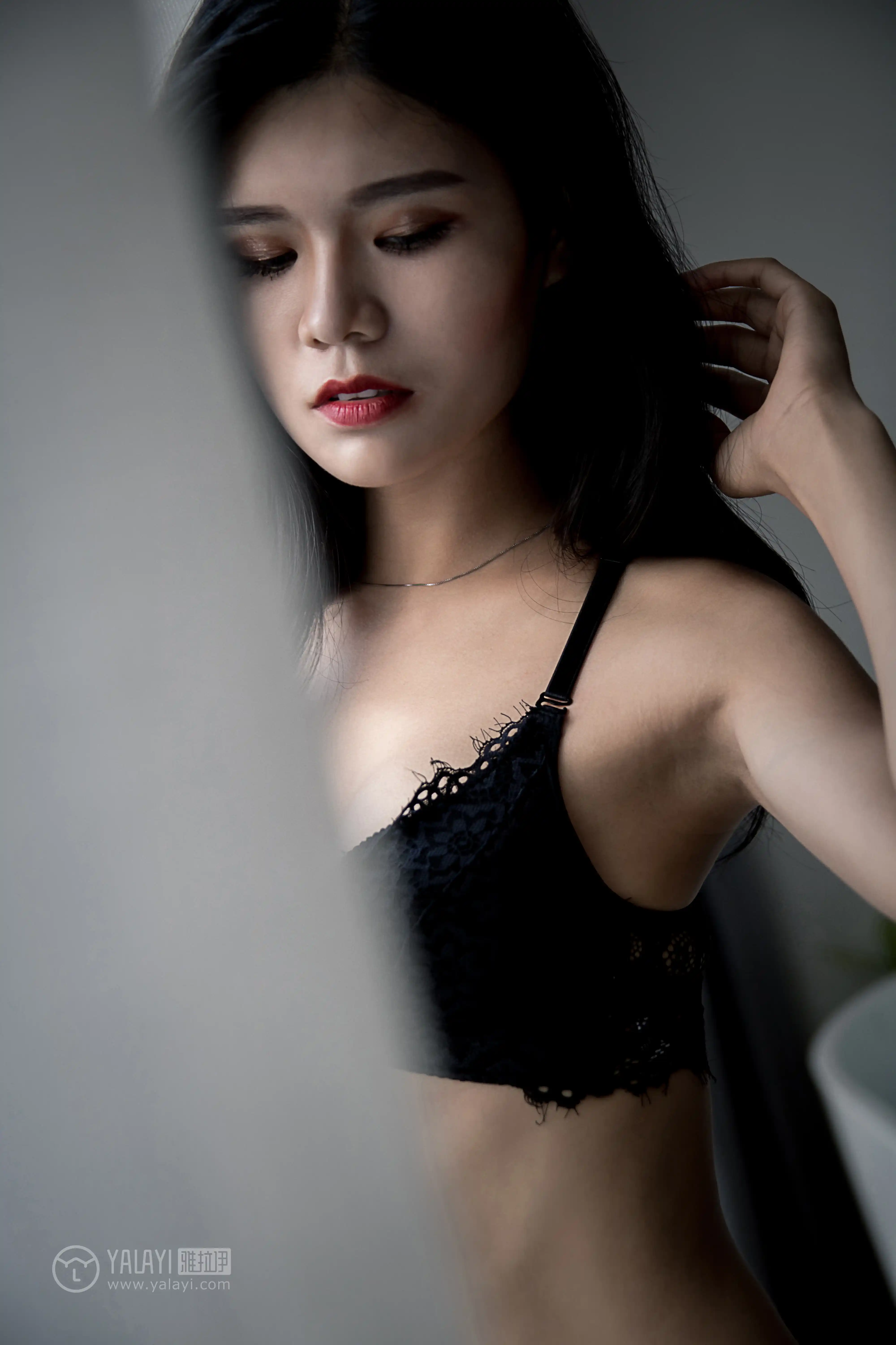 YALAYI雅拉伊 2019.05.06 NO.095 窥视 小灰 [40P377M] - 第3张