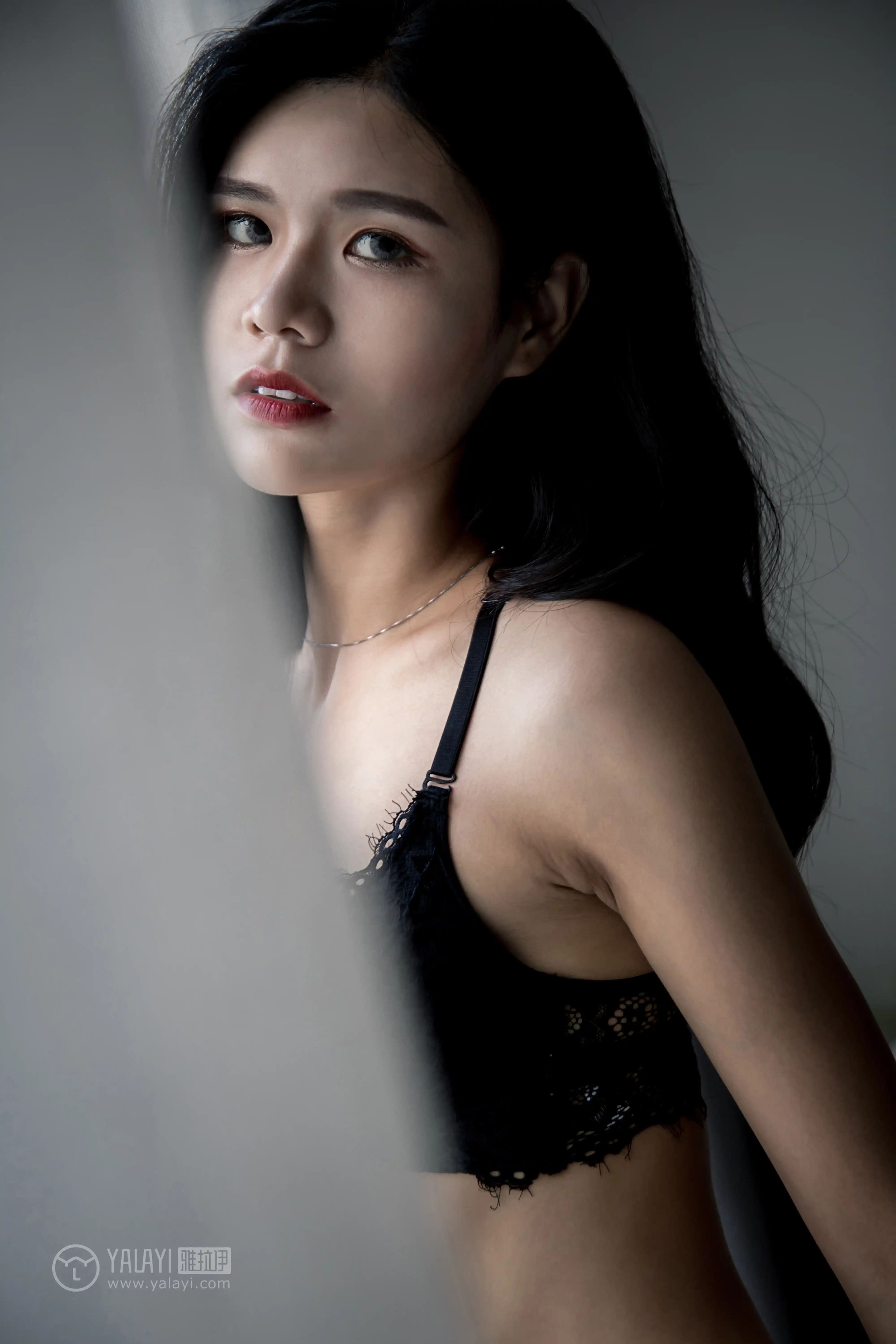 YALAYI雅拉伊 2019.05.06 NO.095 窥视 小灰 [40P377M] - 第4张