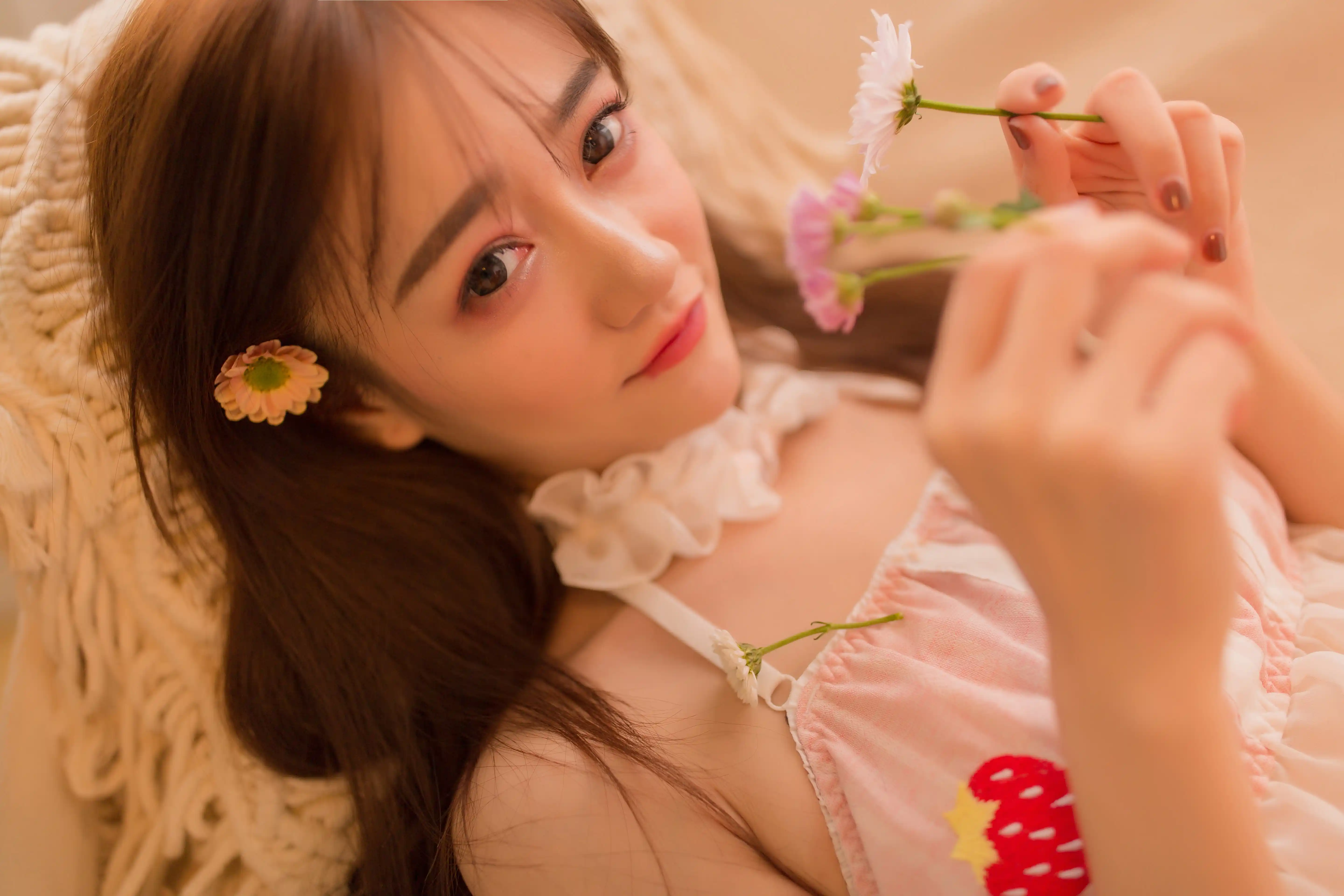 YALAYI雅拉伊 2019.05.06 NO.128 港女 李诗雨 [46P165M] - 第2张