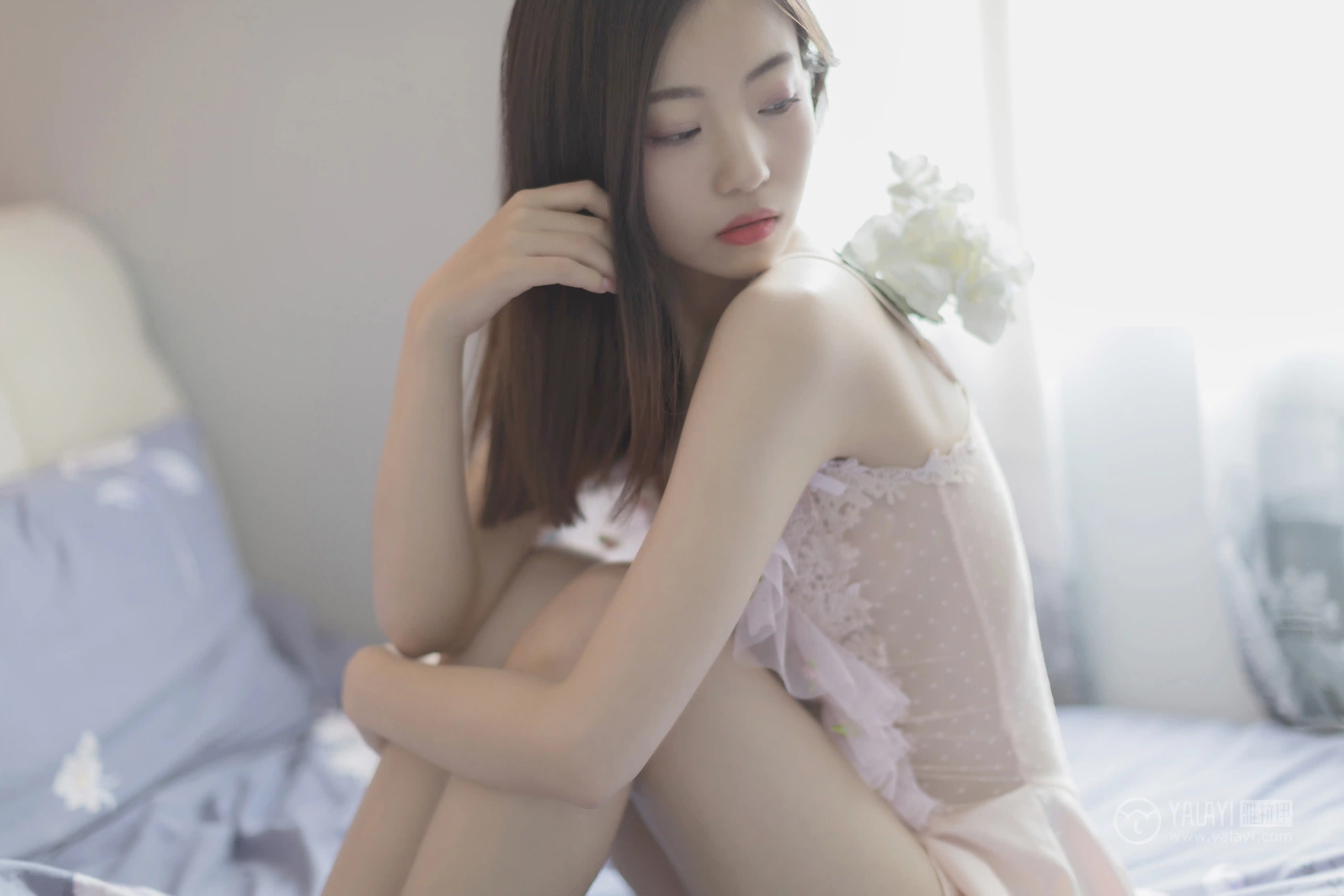YALAYI雅拉伊 2019.05.06 NO.311 花蝴蝶 高若童 - 第2张