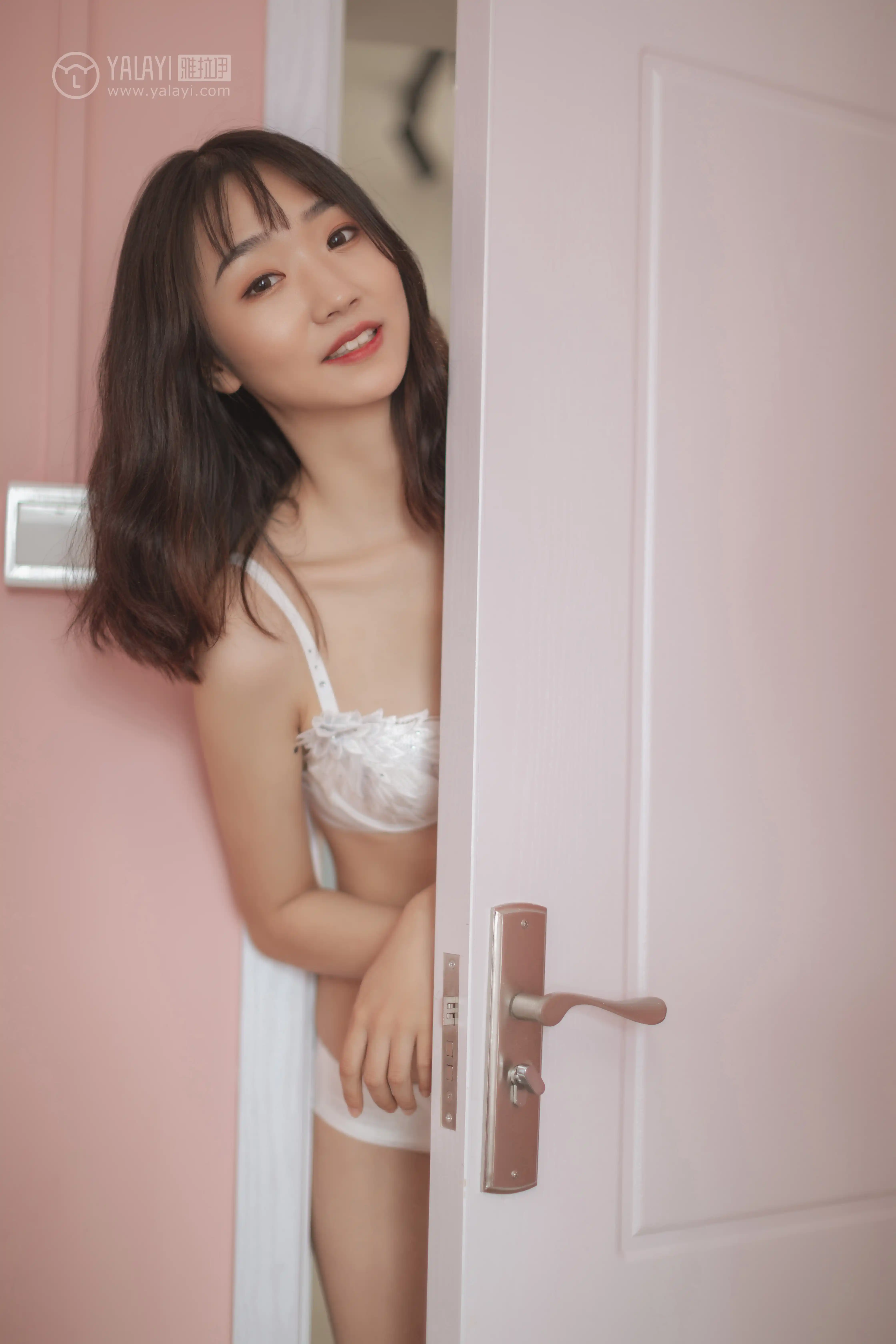 YALAYI雅拉伊 2019.05.06 NO.326 和你 念念 - 第2张