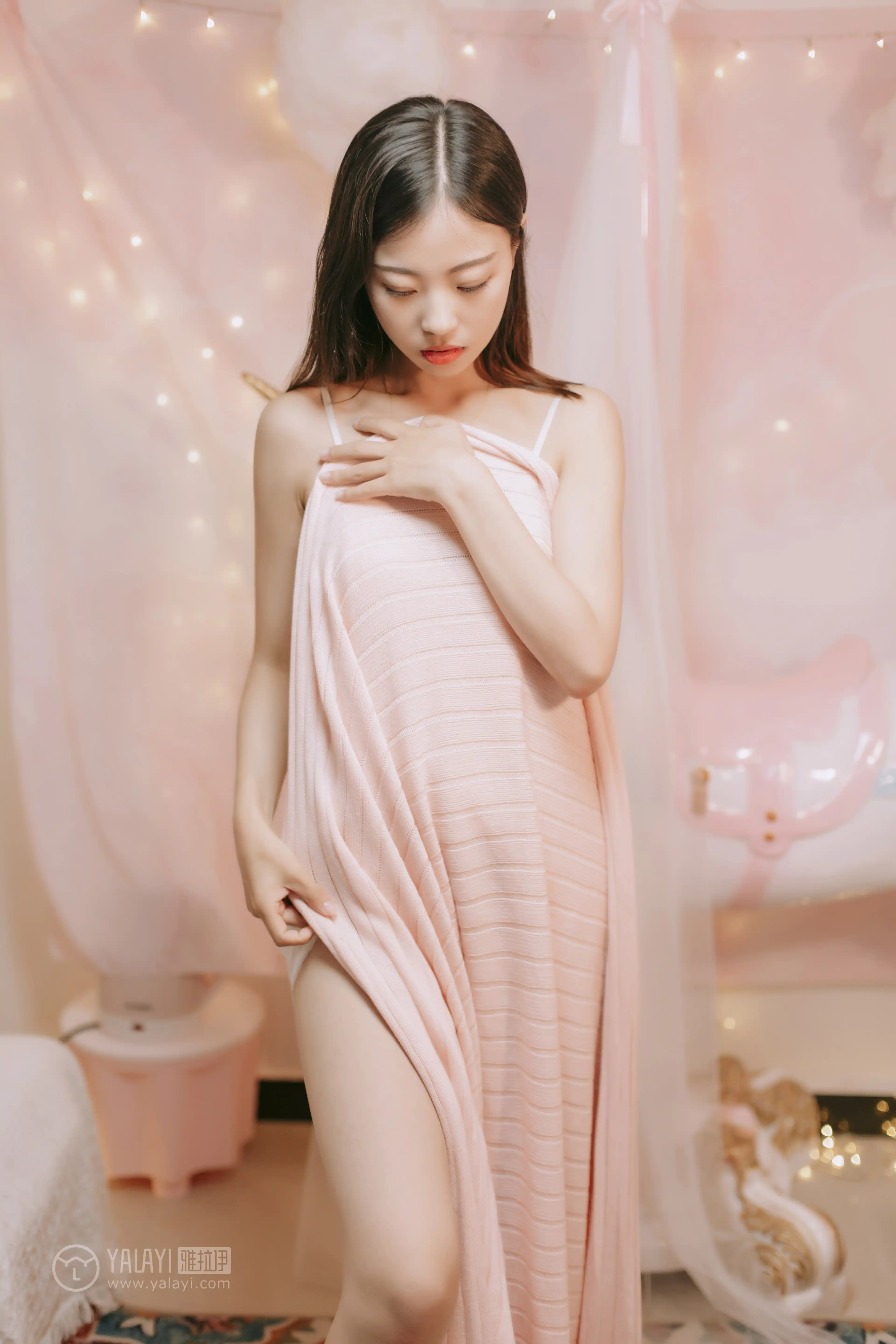 YALAYI雅拉伊 2019.05.06 NO.334 浪漫满屋 高若童 - 第4张