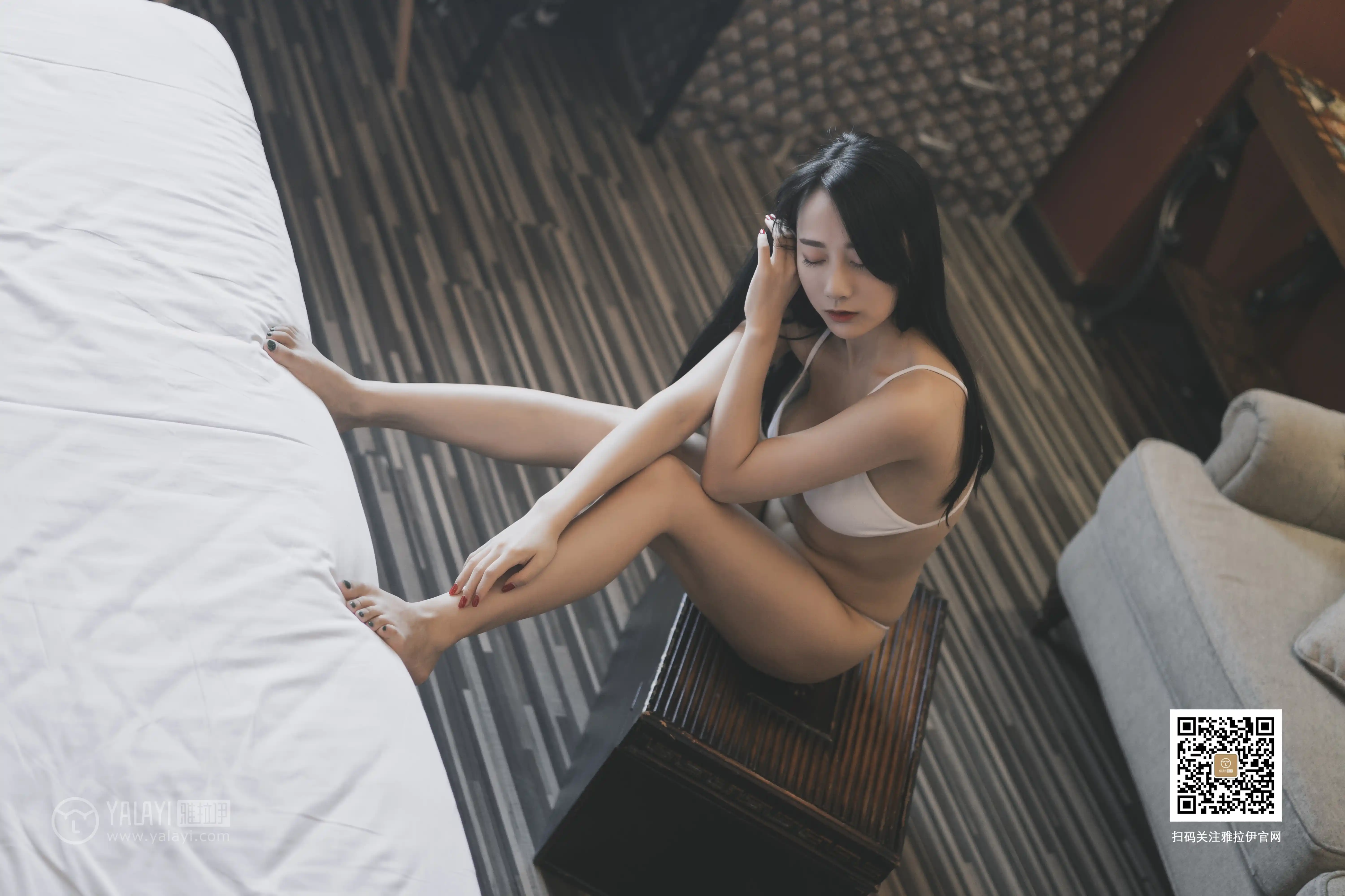 YALAYI雅拉伊 2019.05.06 NO.363 女白领的私房照 何嘉颖 [47P579MB] - 第3张