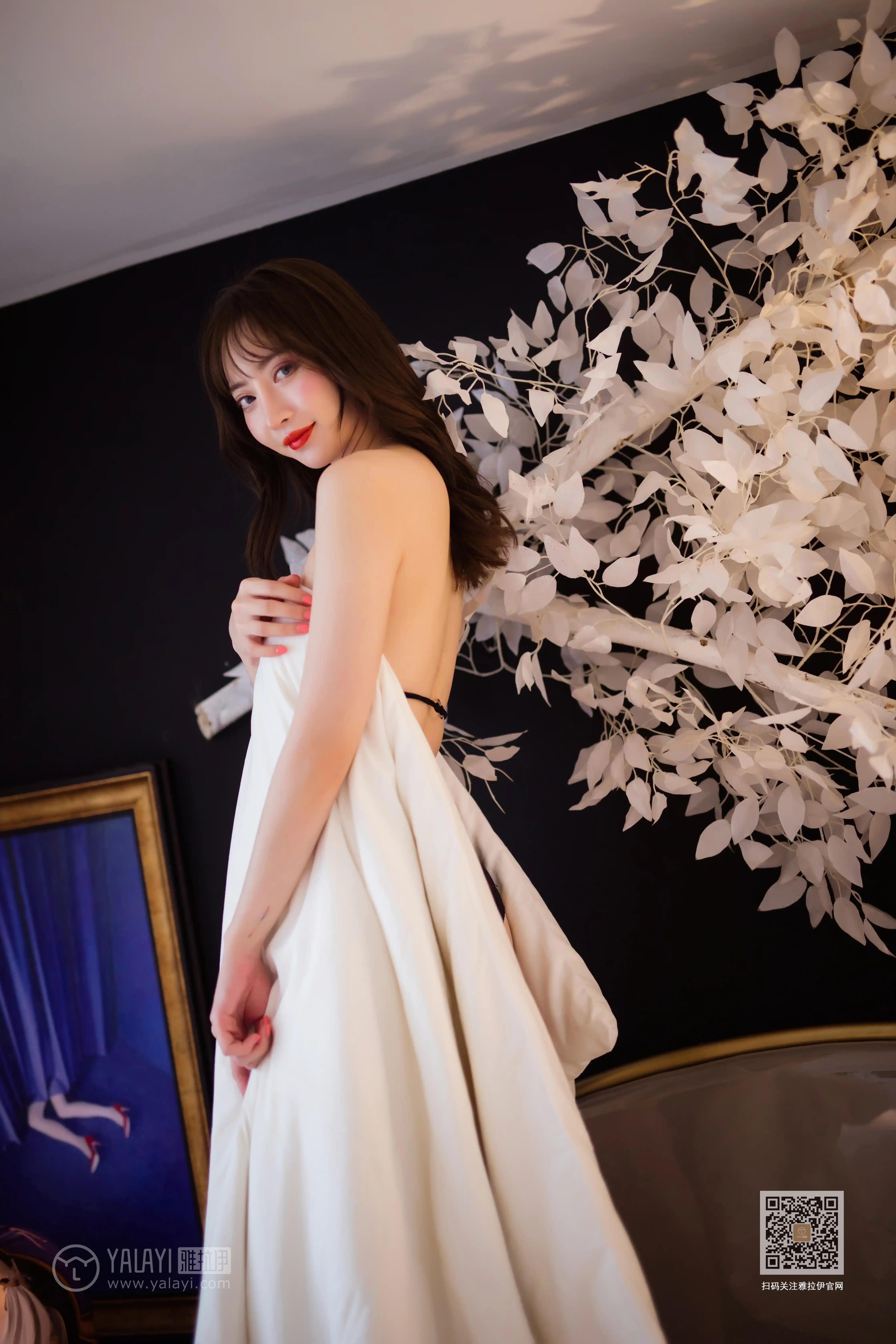 YALAYI雅拉伊 2019.05.06 NO.461 濒临底线 白雪 [50P714MB] - 第2张
