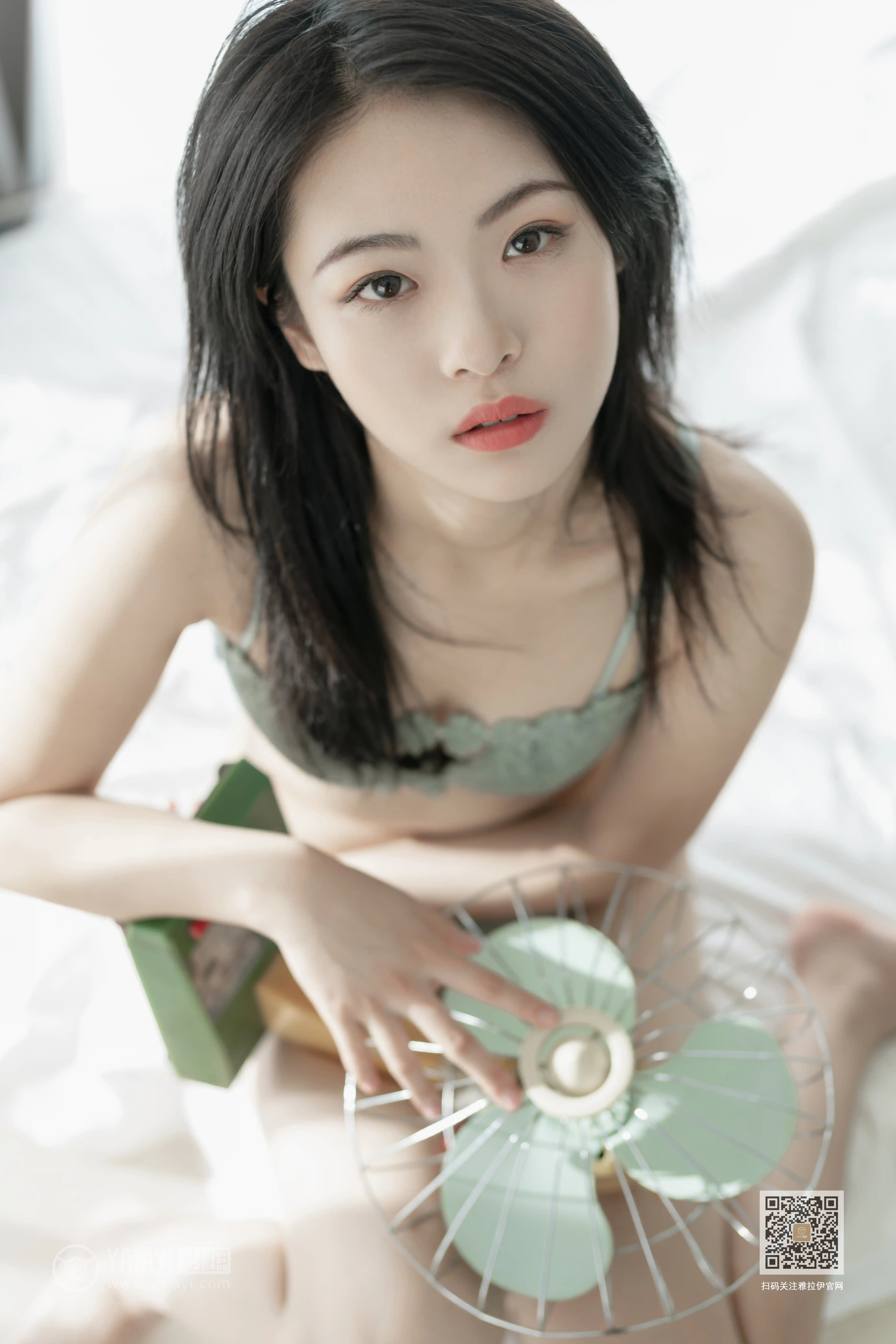 YALAYI雅拉伊 2019.05.06 NO.487 翡翠女神 含嫣 [49P579MB] - 第3张