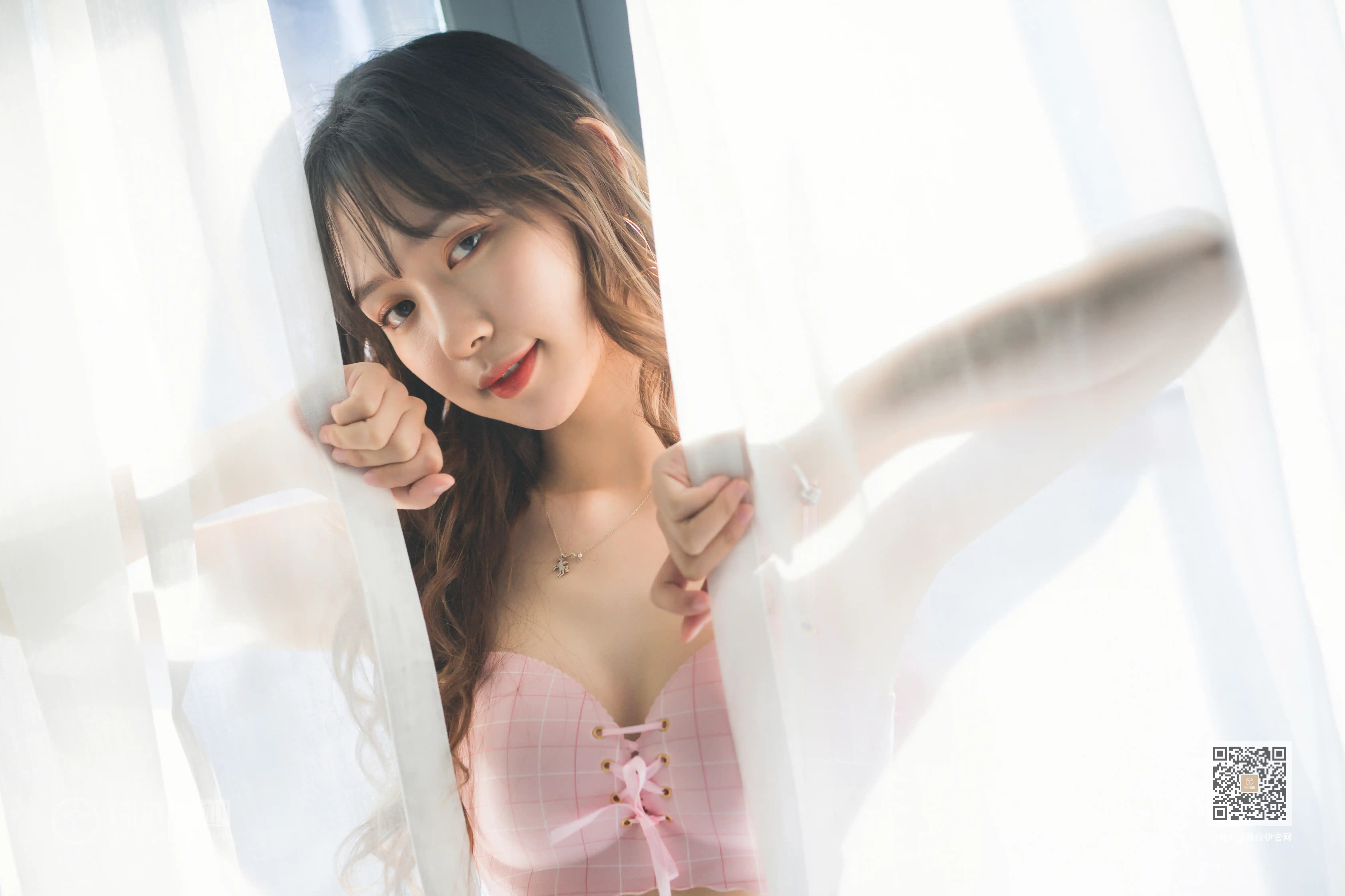 YALAYI雅拉伊 2020.01.11 NO.517 触不可及的你 晓琳 [48+1P726MB] - 第4张