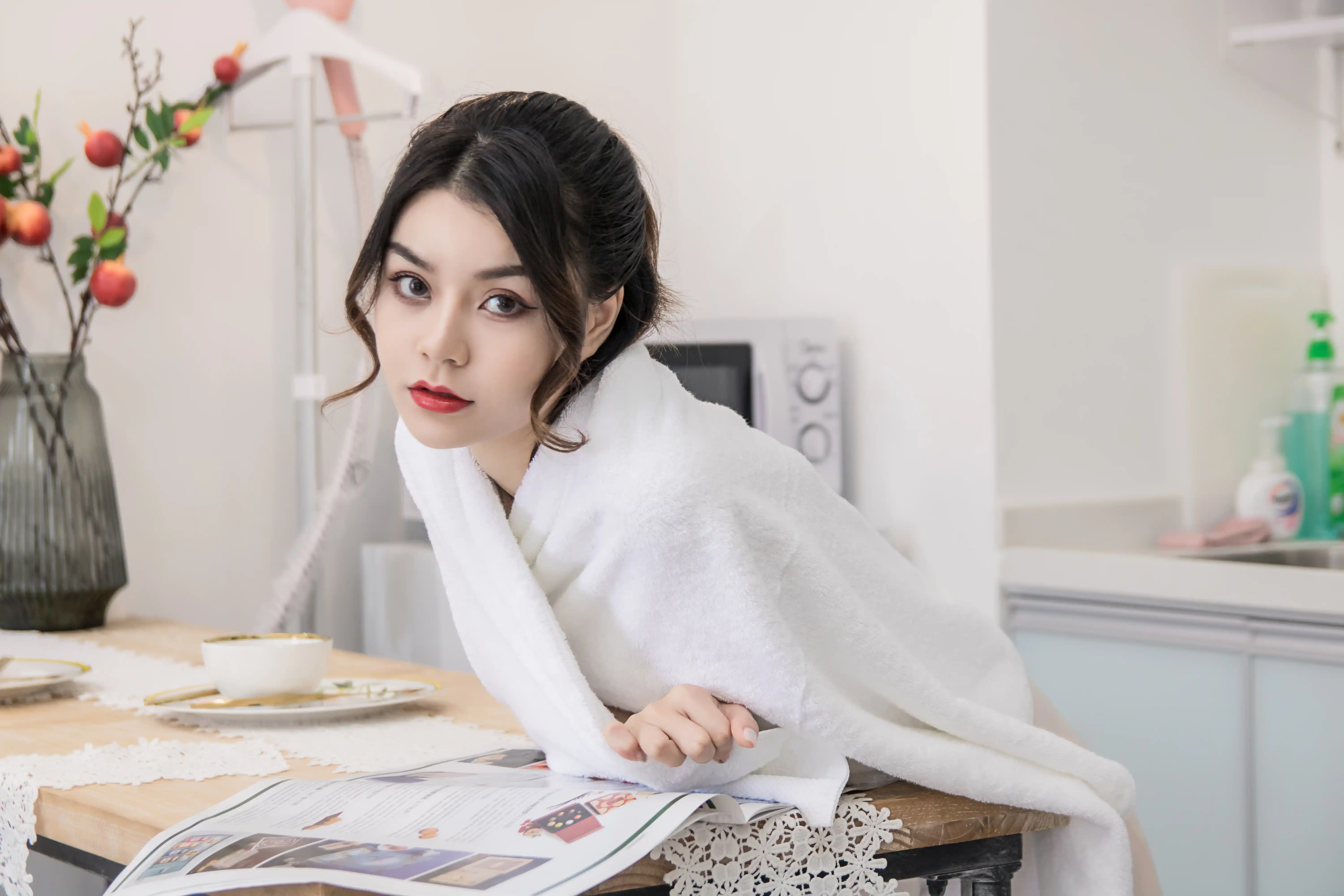 YALAYI雅拉伊 2020.05.03 NO.623 Tina《宁静的初夏》[40+2P] - 第3张