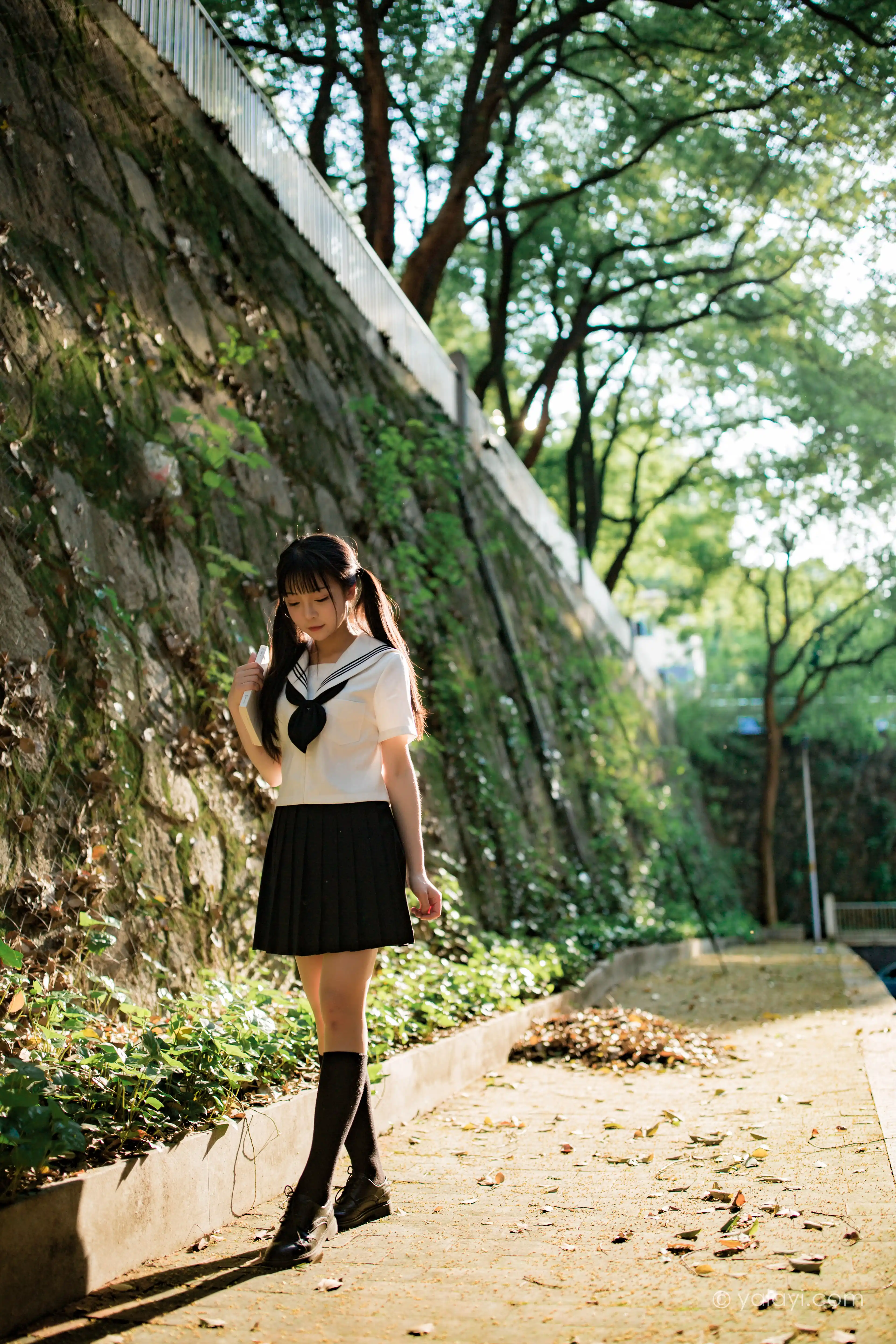 YALAYI雅拉伊 2020.07.20 NO.671 妙妙《放学一起走》[41P+1P360M] - 第2张