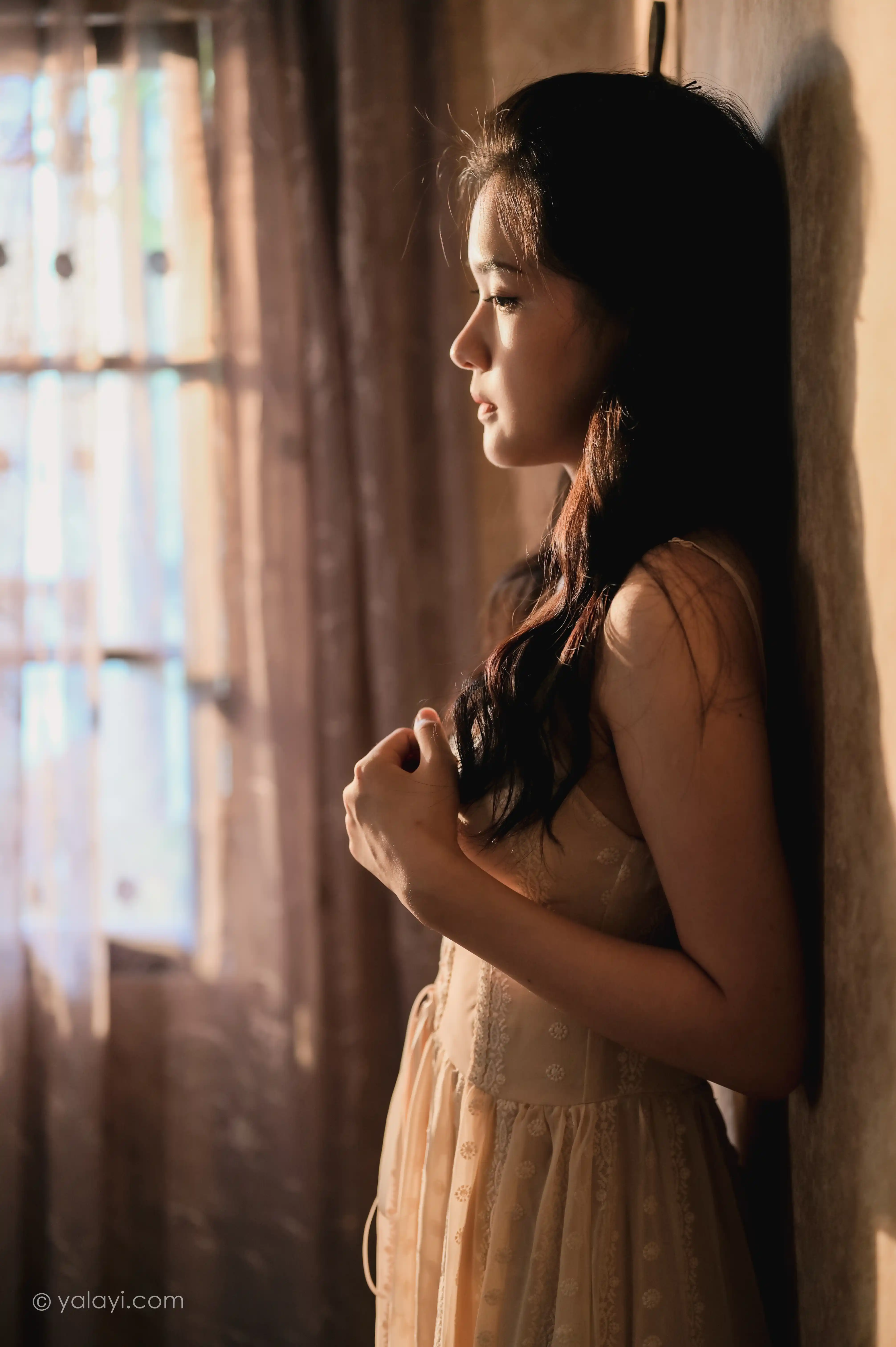 YALAYI雅拉伊 2020.08.12 NO.688 方岚《盼》[43P+1P514M] - 第3张