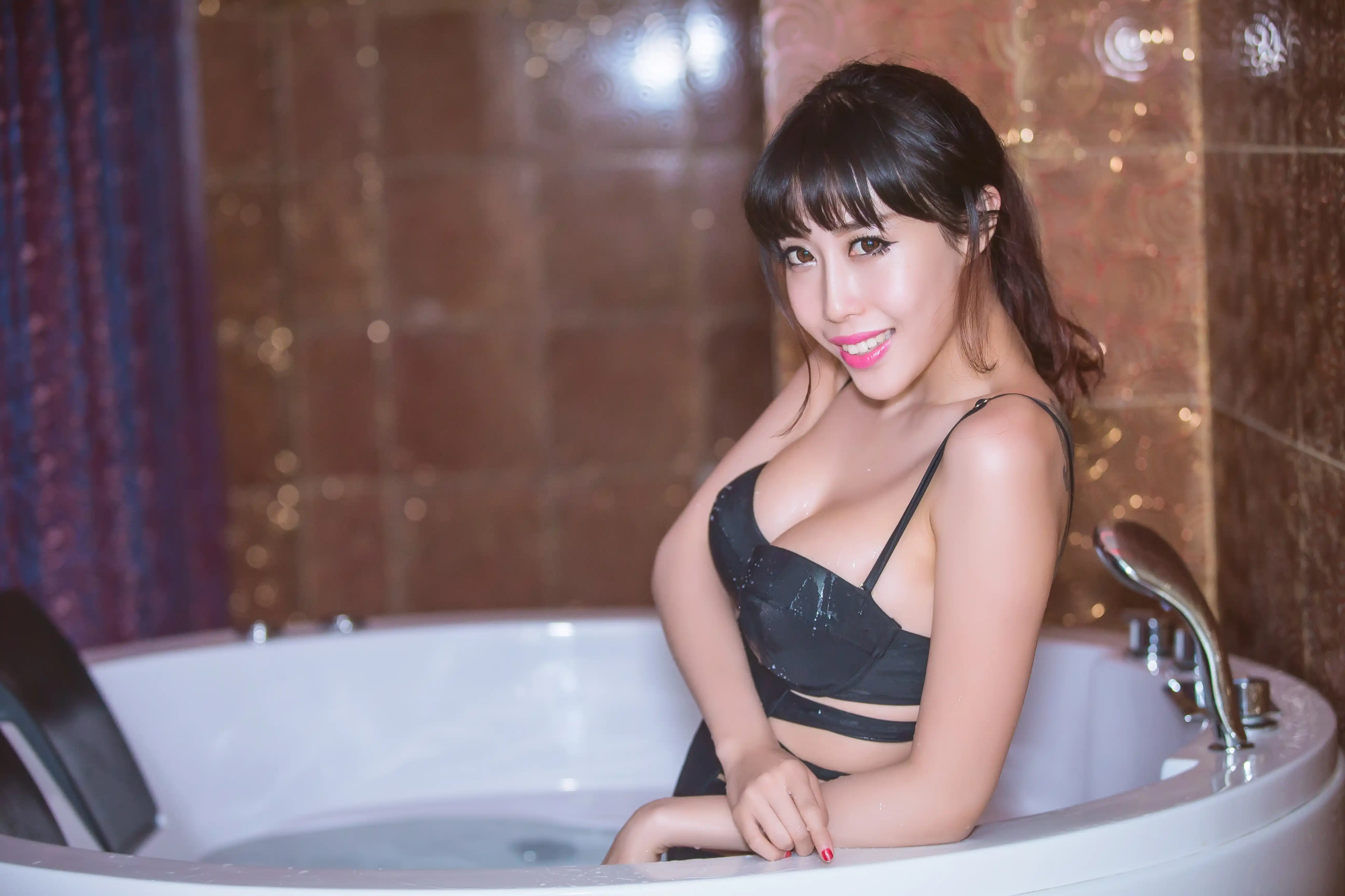 [大名模网]2015第5期 女邢译文私房大片 - 第3张