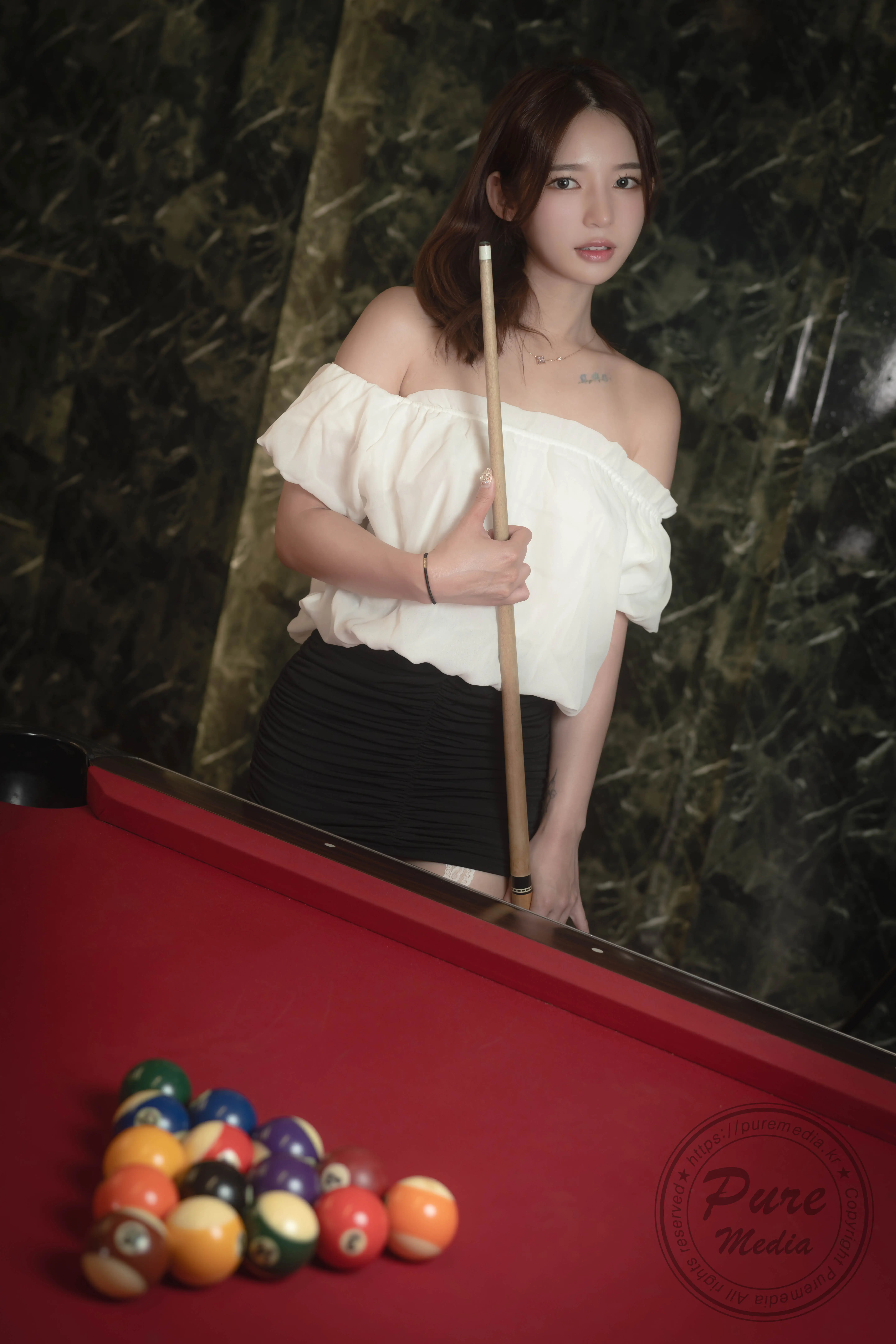 Pure Media Vol.0234 305 Yeha Hard balls & Red hole (P) [142P 220MB] - 第4张