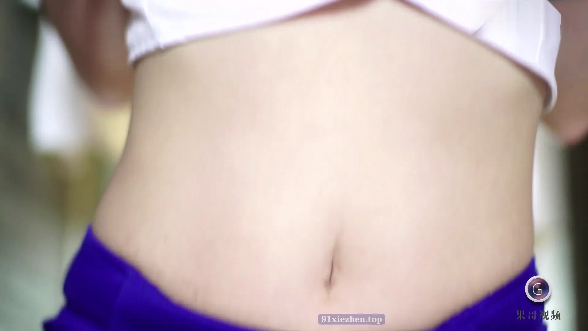 16：秀人网金牌摄影师果哥 - D罩杯美女 颜瑜 [MP4-803MB] - 第1张