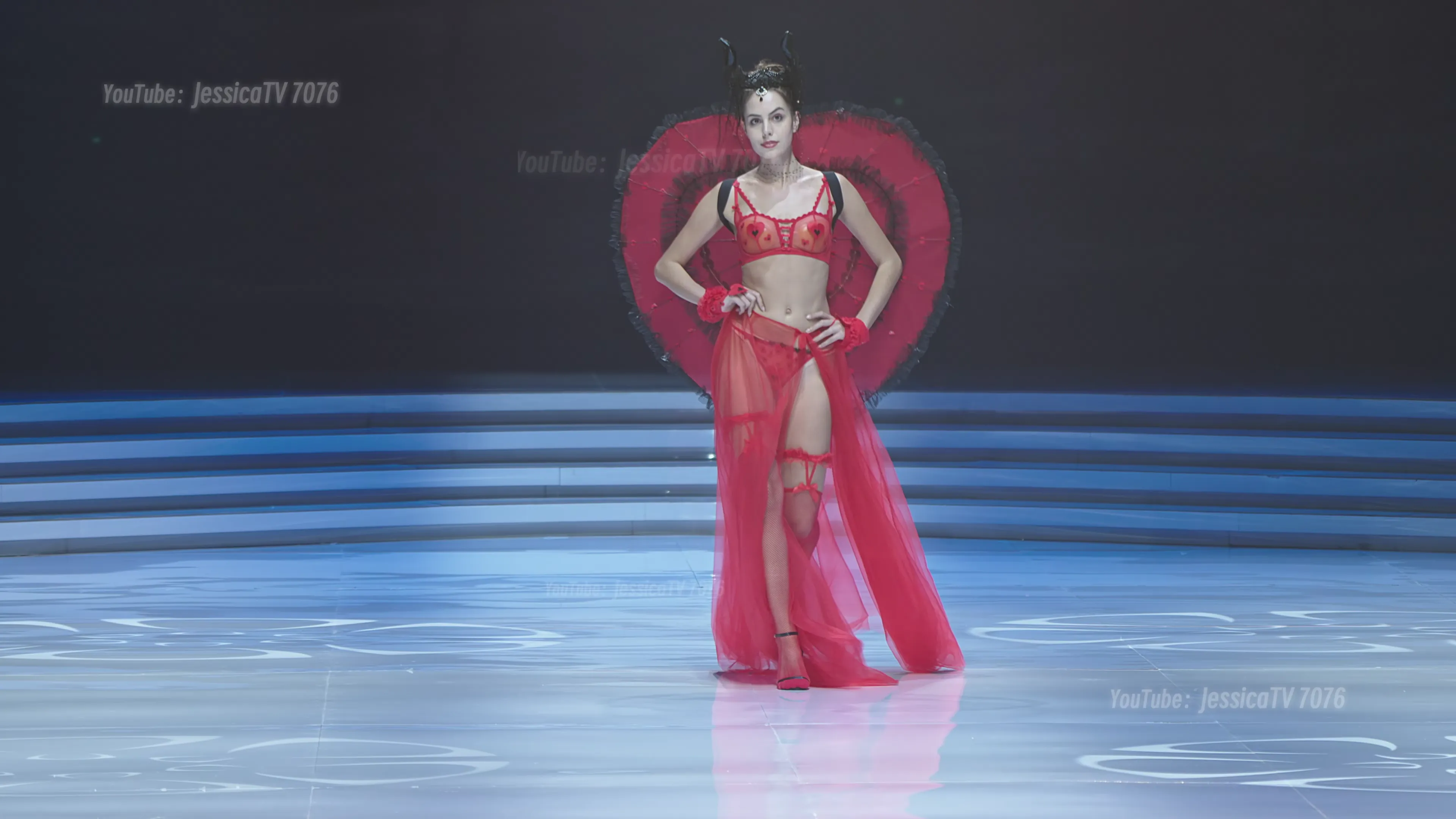 「4K」붉은 섹시한 유혹심플한데 볼륨을 살려주는 언더웨어룩! (underwear Look) [1V]