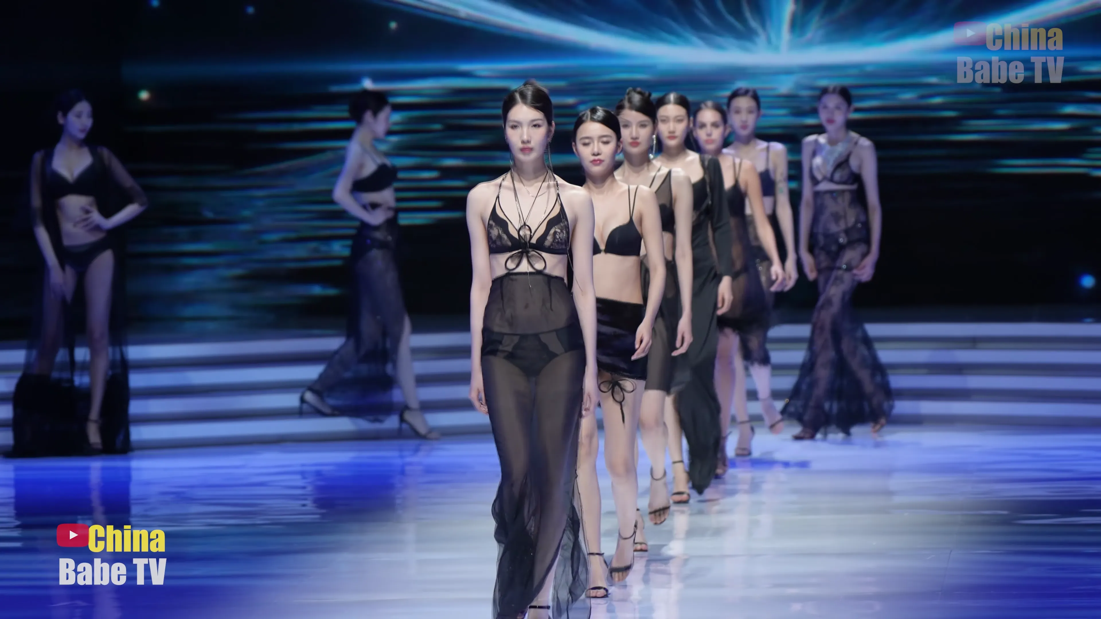 【4K】 加長 - 2024深圳SIUF梧桐本色神秘黑寡内衣秀 - Black Widow Underwear Look 검은 과부의 속옷  時尚服裝 [1V]