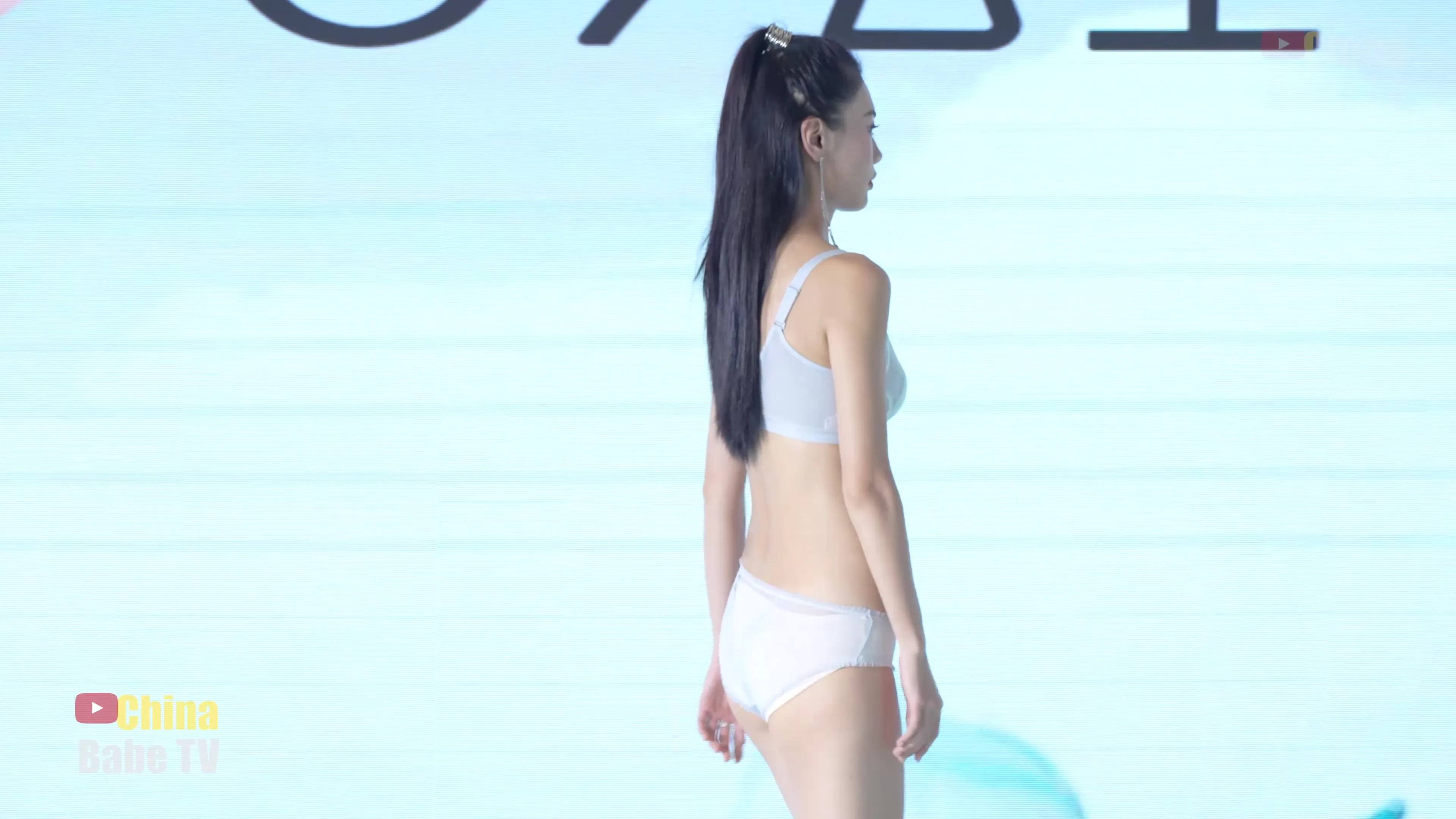 【4K】 熱門推薦-2024中山城模集公主内衣秀（C位橫屏特寫版 ）  69Lingerie Show Look - 쌍비 미인 속옷 쇼 [1V] - 第1张