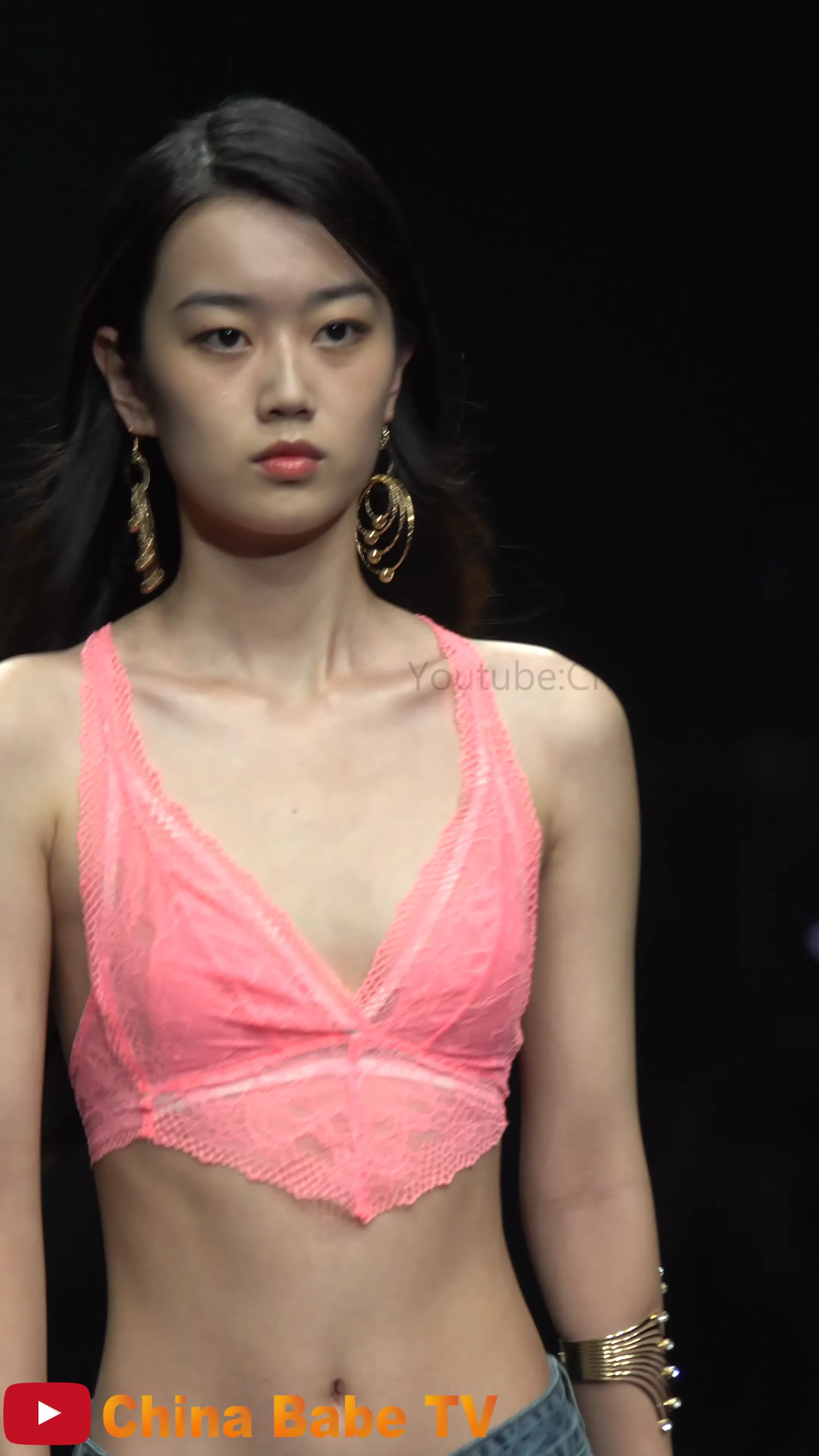 【4K】2016南京大學生時裝周Part2（新疆萊尼專場高叉內衣秀）Nanjing University Fashion Week [1V] - 第4张