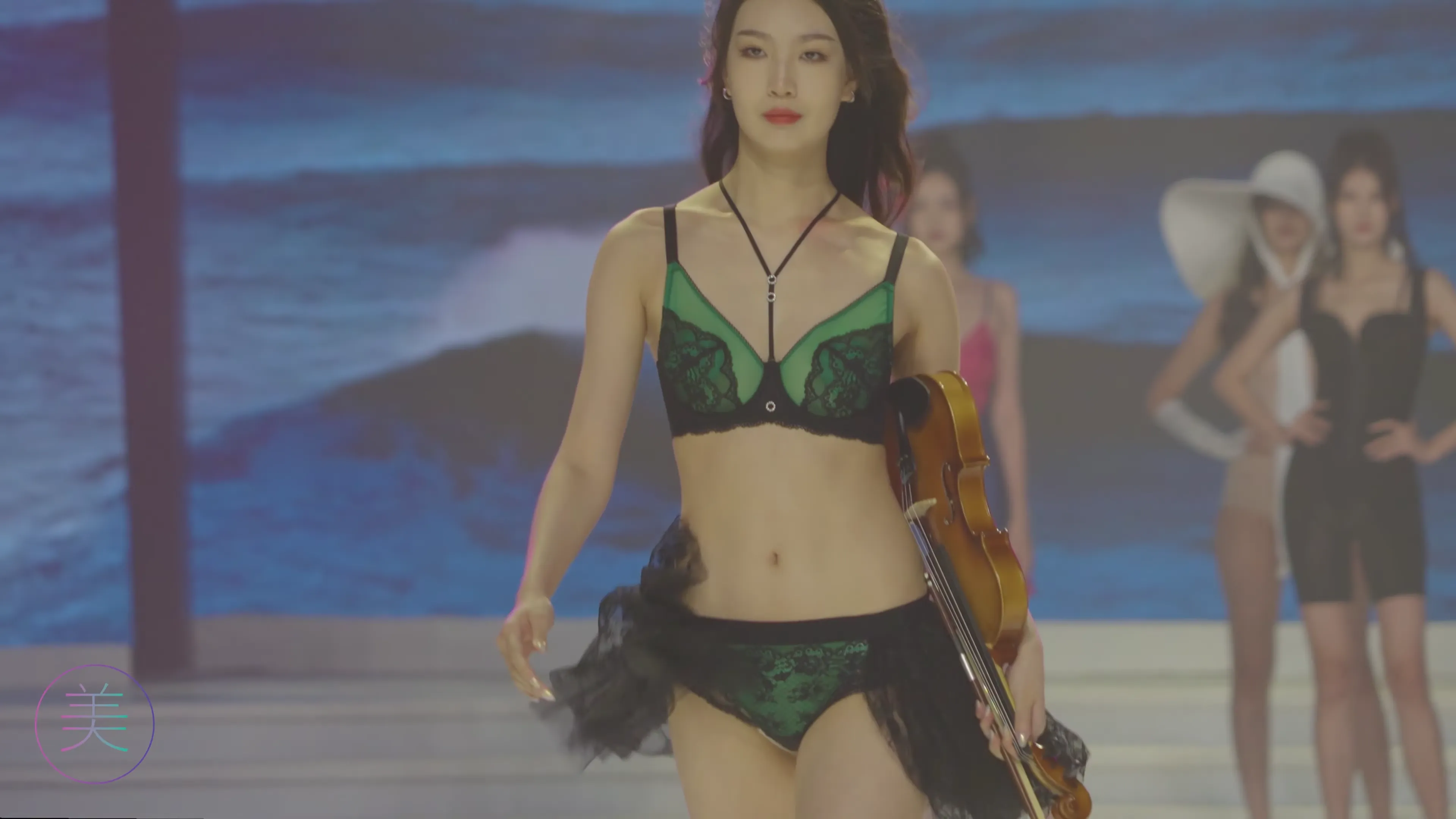 4K 2022深圳SIUF内衣展 内衣秀 Fashion Show 02 [1V] - 第2张