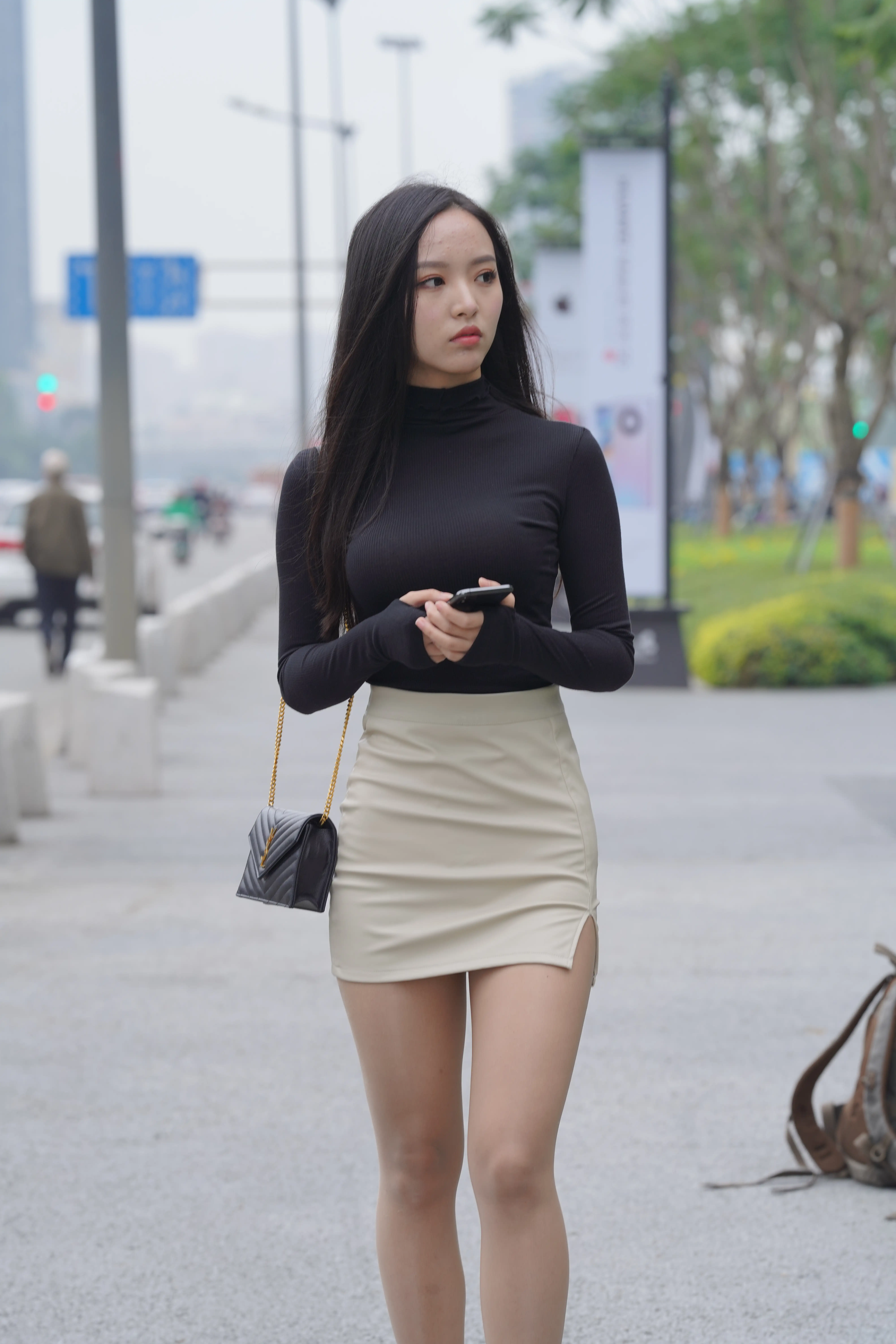 1531 [401P 1V] - 第3张