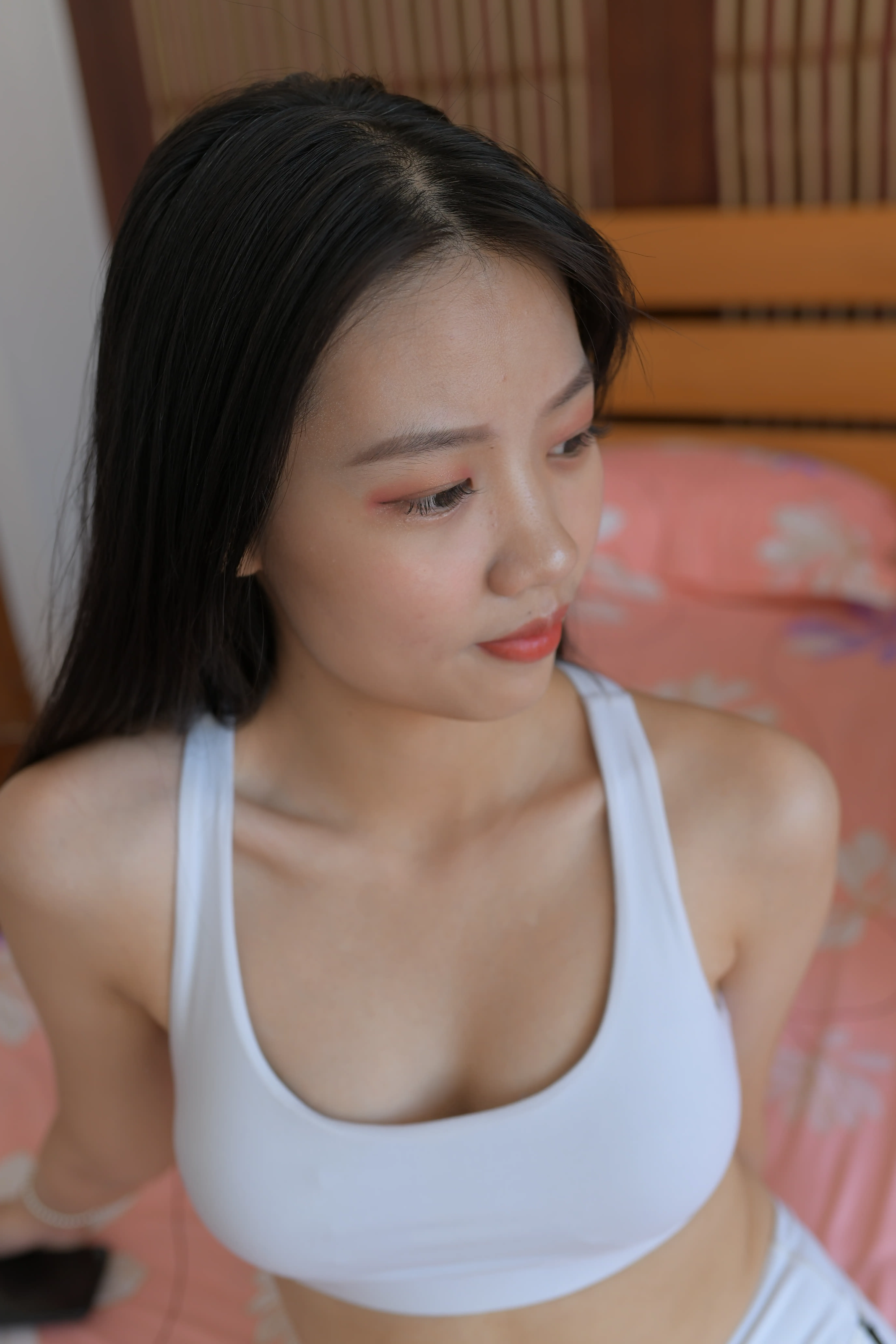 1594 [229P 0V] - 第6张