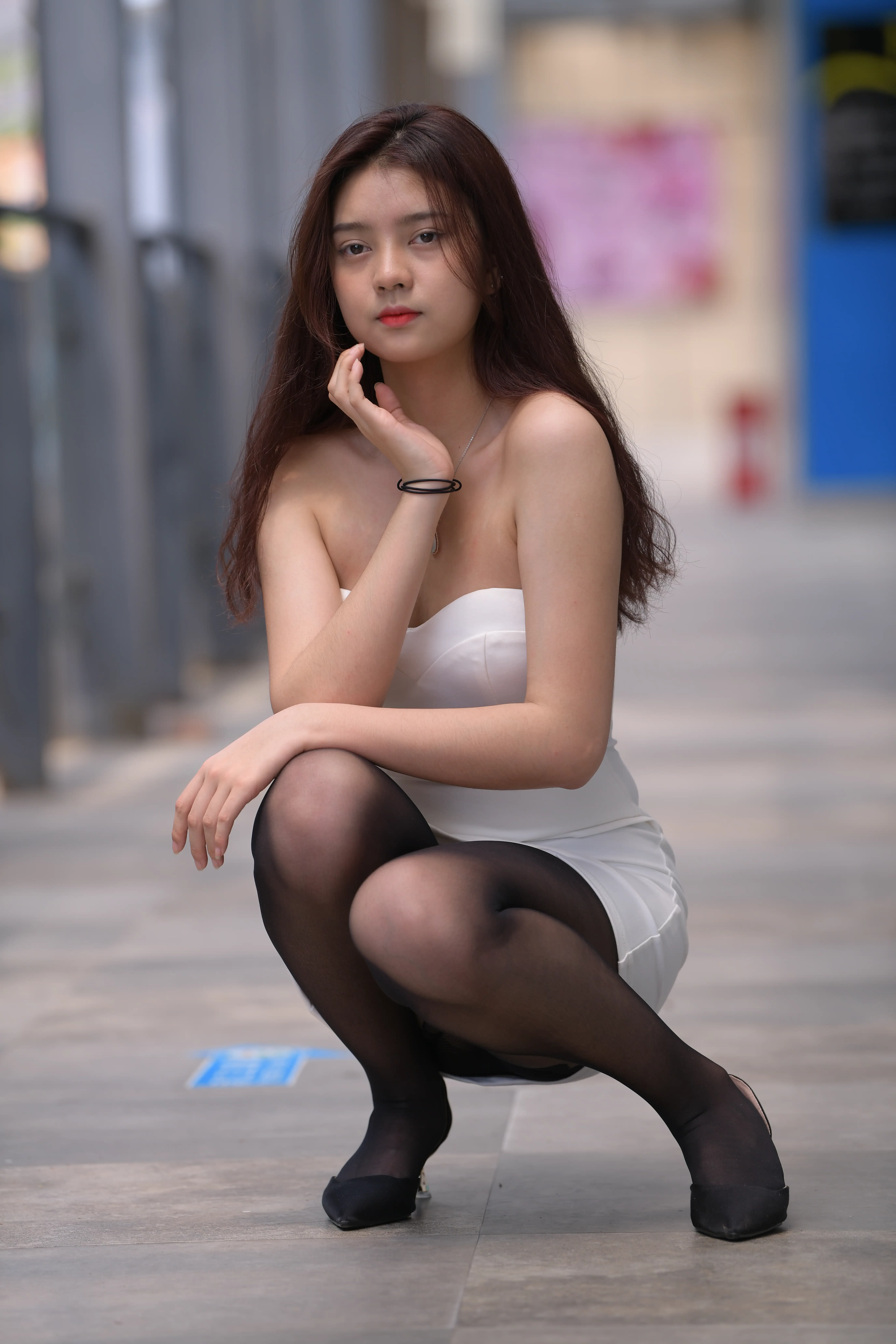 1621 [665P 1V]