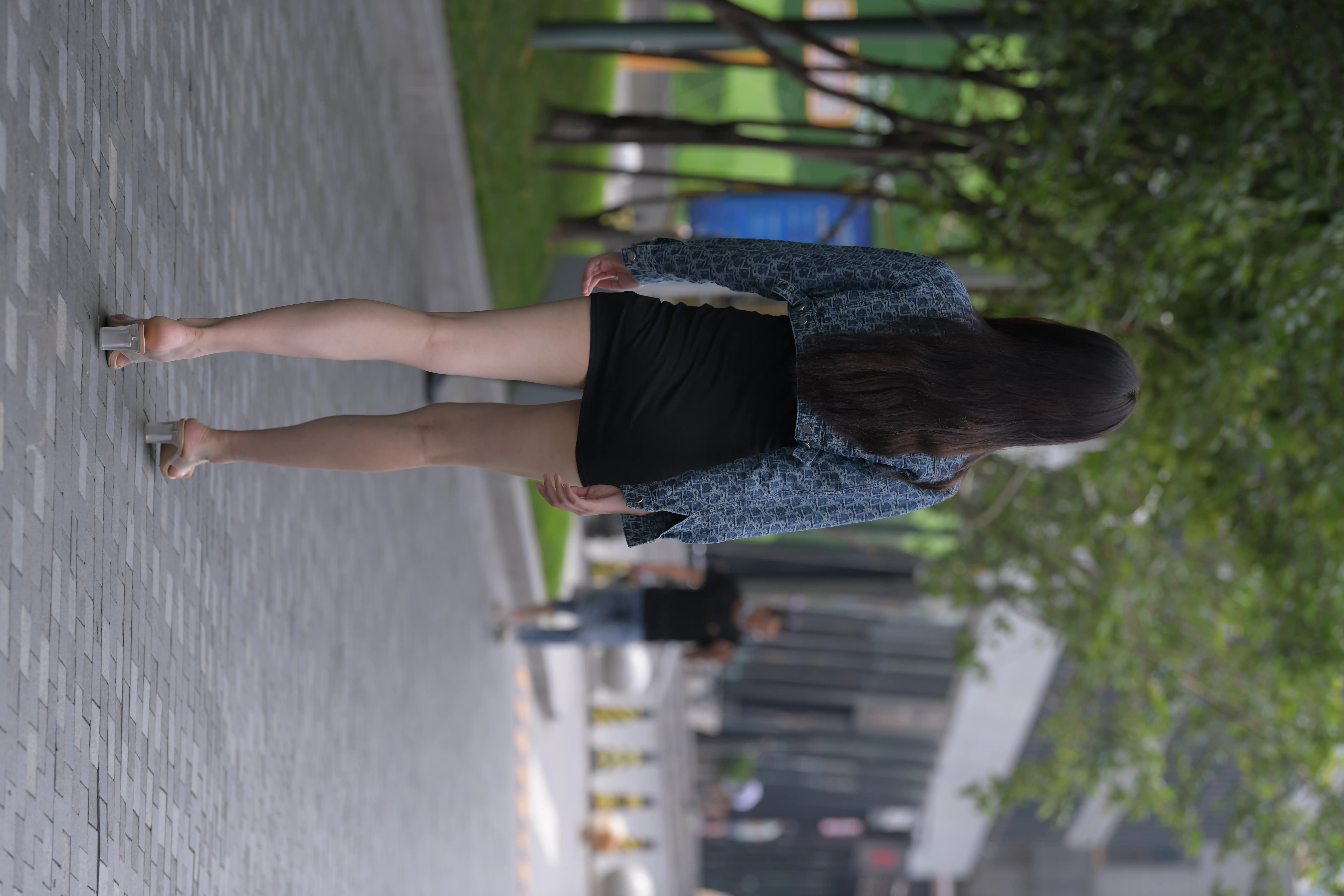 1637 [417P 2V] - 第8张
