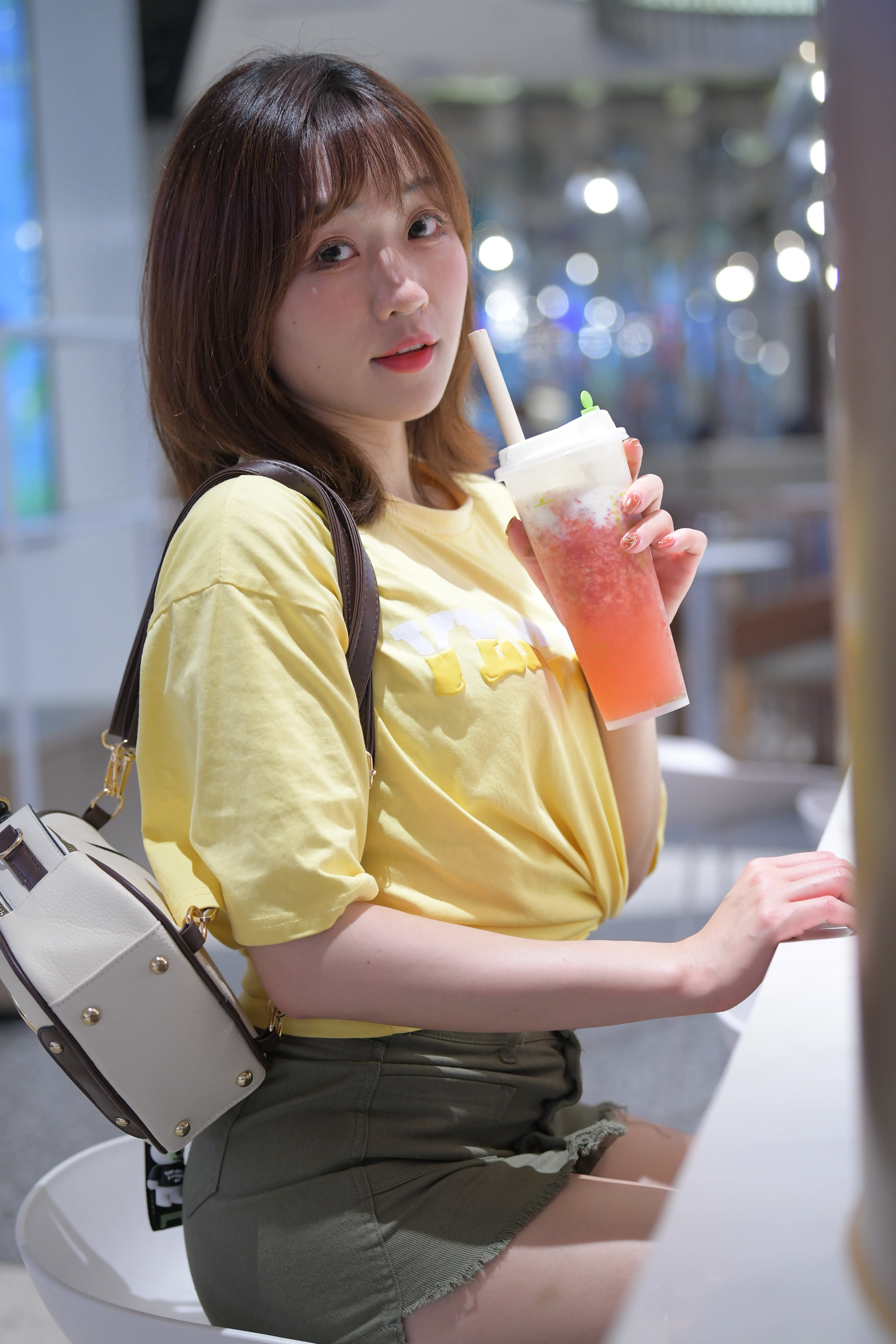 1724 [842P 1V] - 第7张