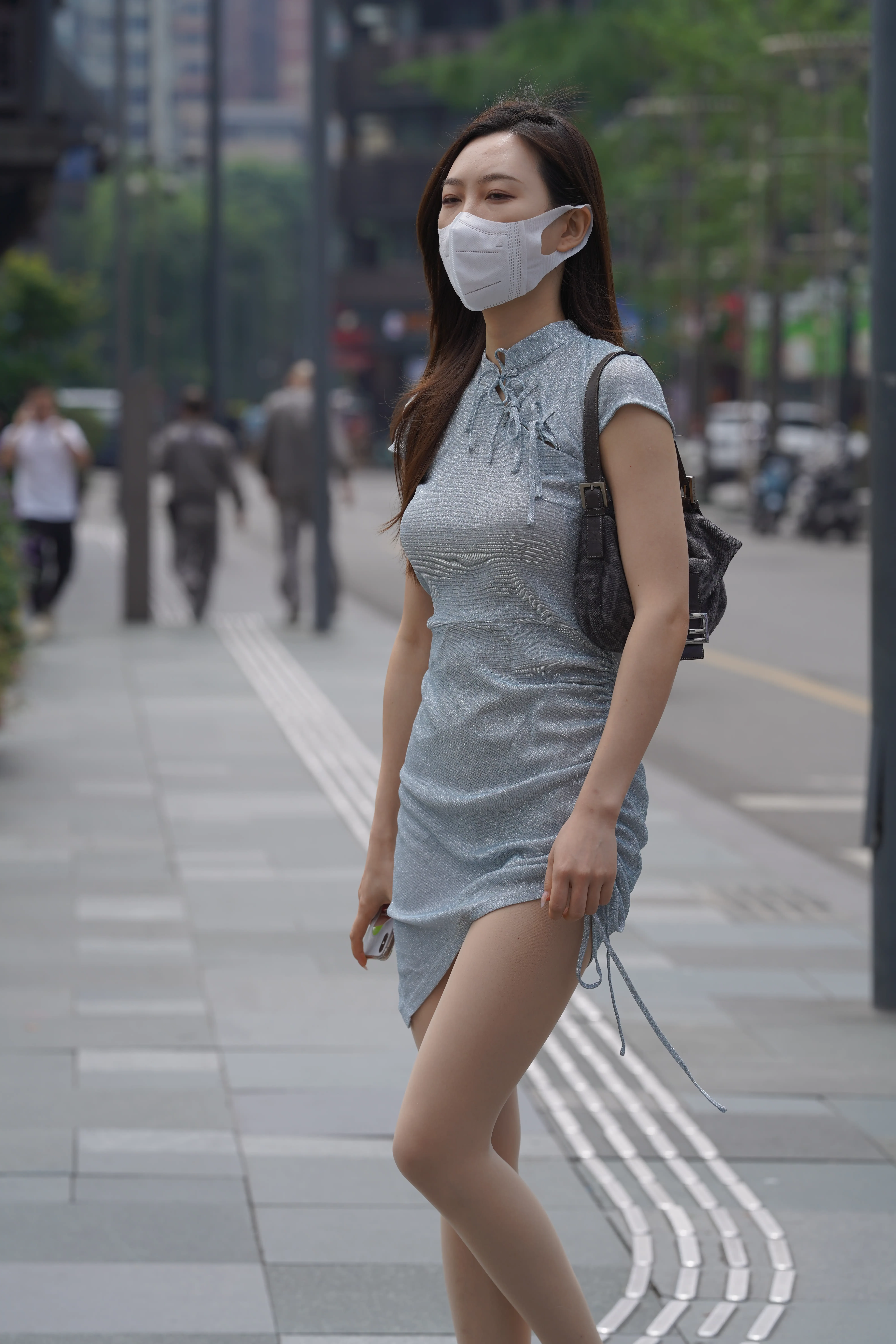 1737 [1027P 0V] - 第3张