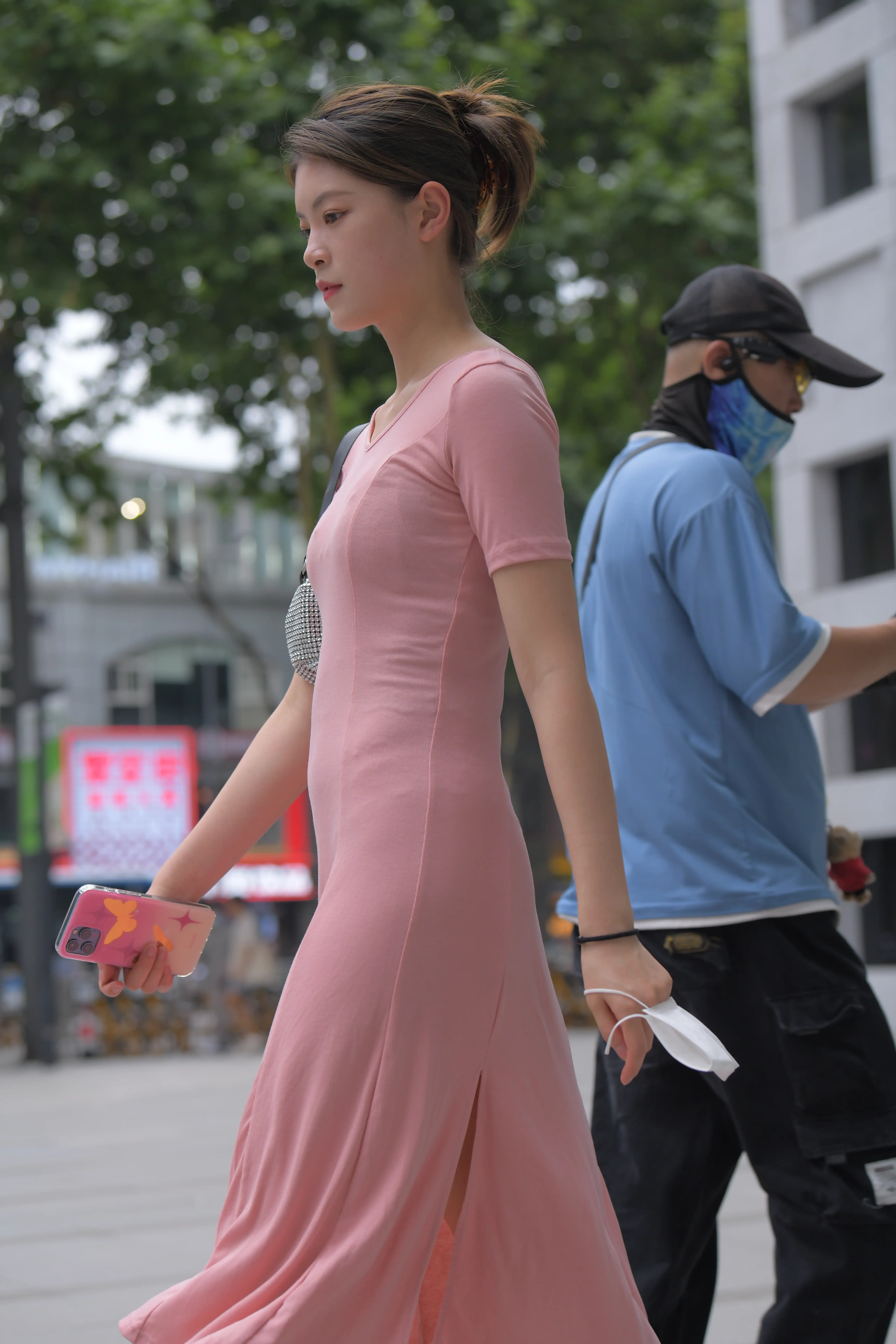 1742 [895P 0V] - 第3张