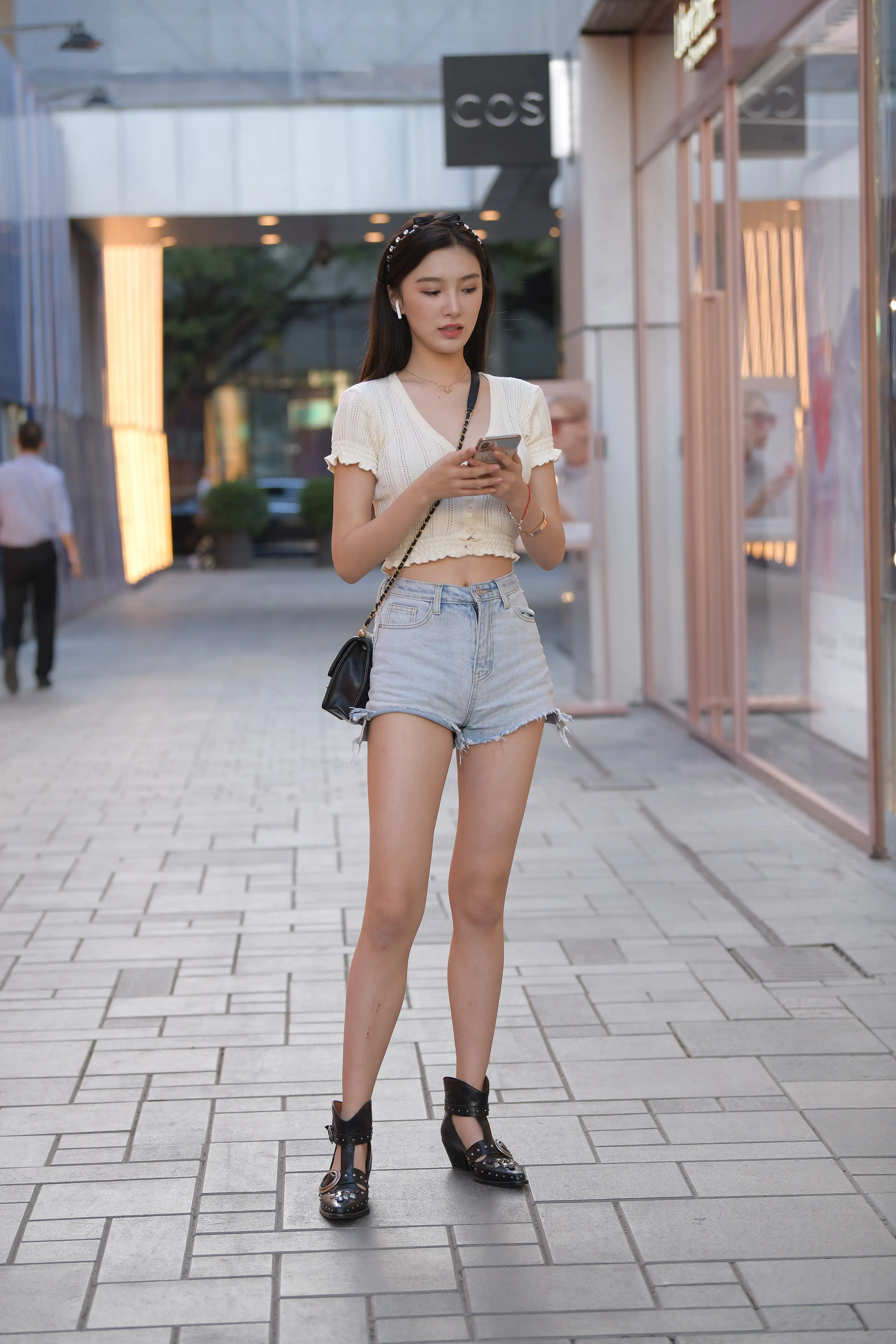 1778 [139P 0V] - 第4张