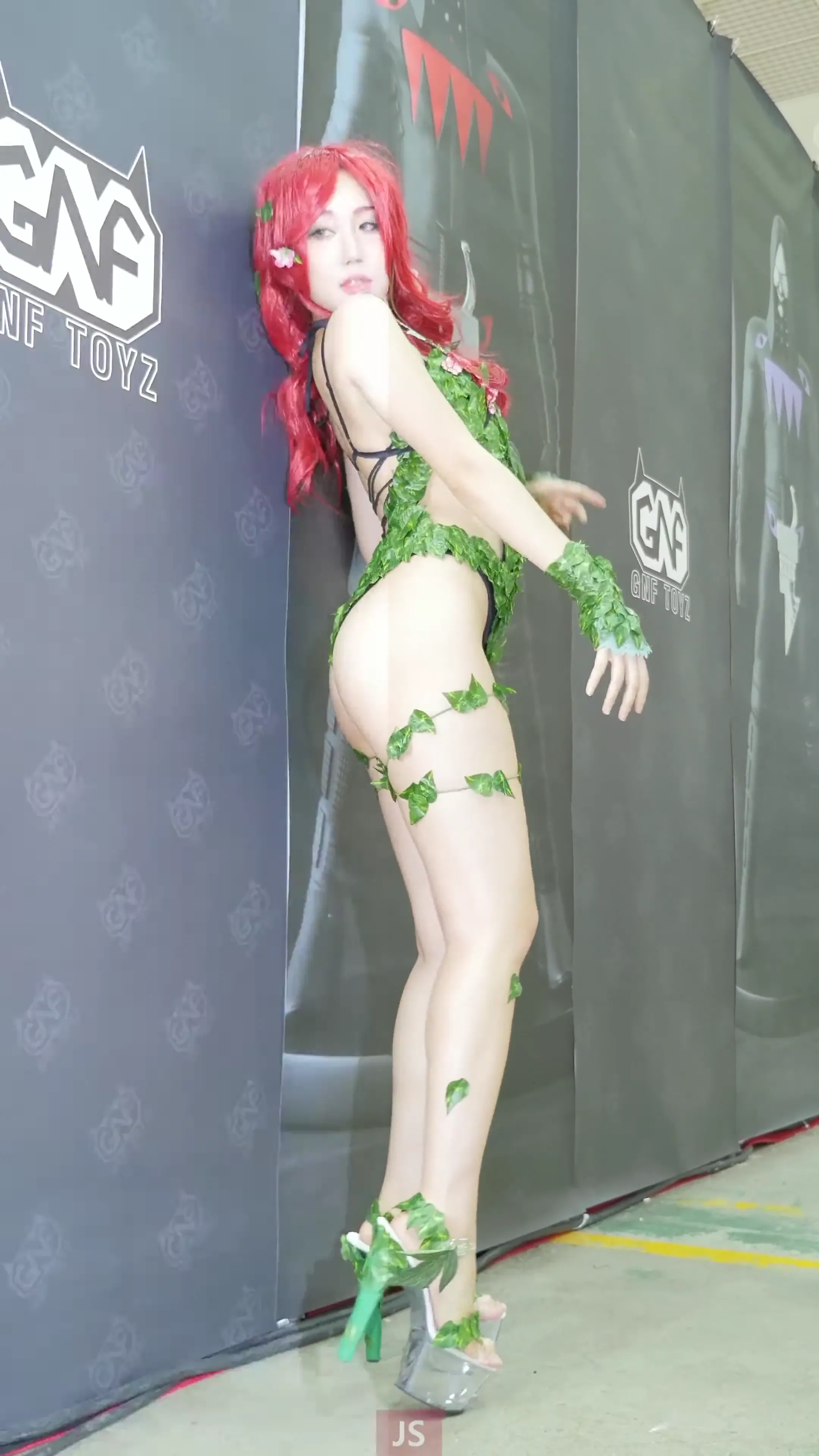 韩国女模树精灵cosplay现场实拍 [MP4-86MB] - 第4张