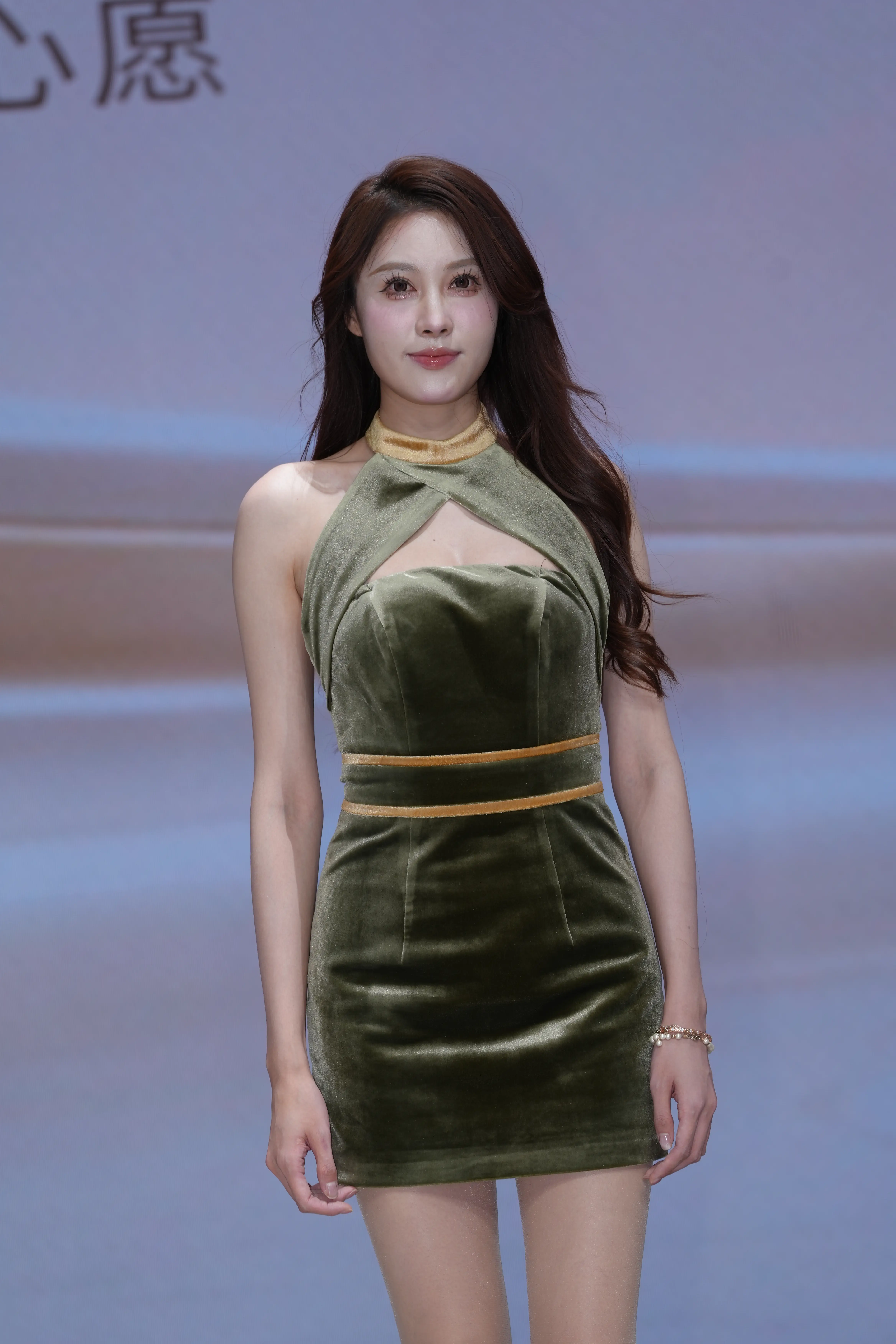2025广州车展 鹿鹿睡不醒[16P 0V 666.5MB] - 第2张