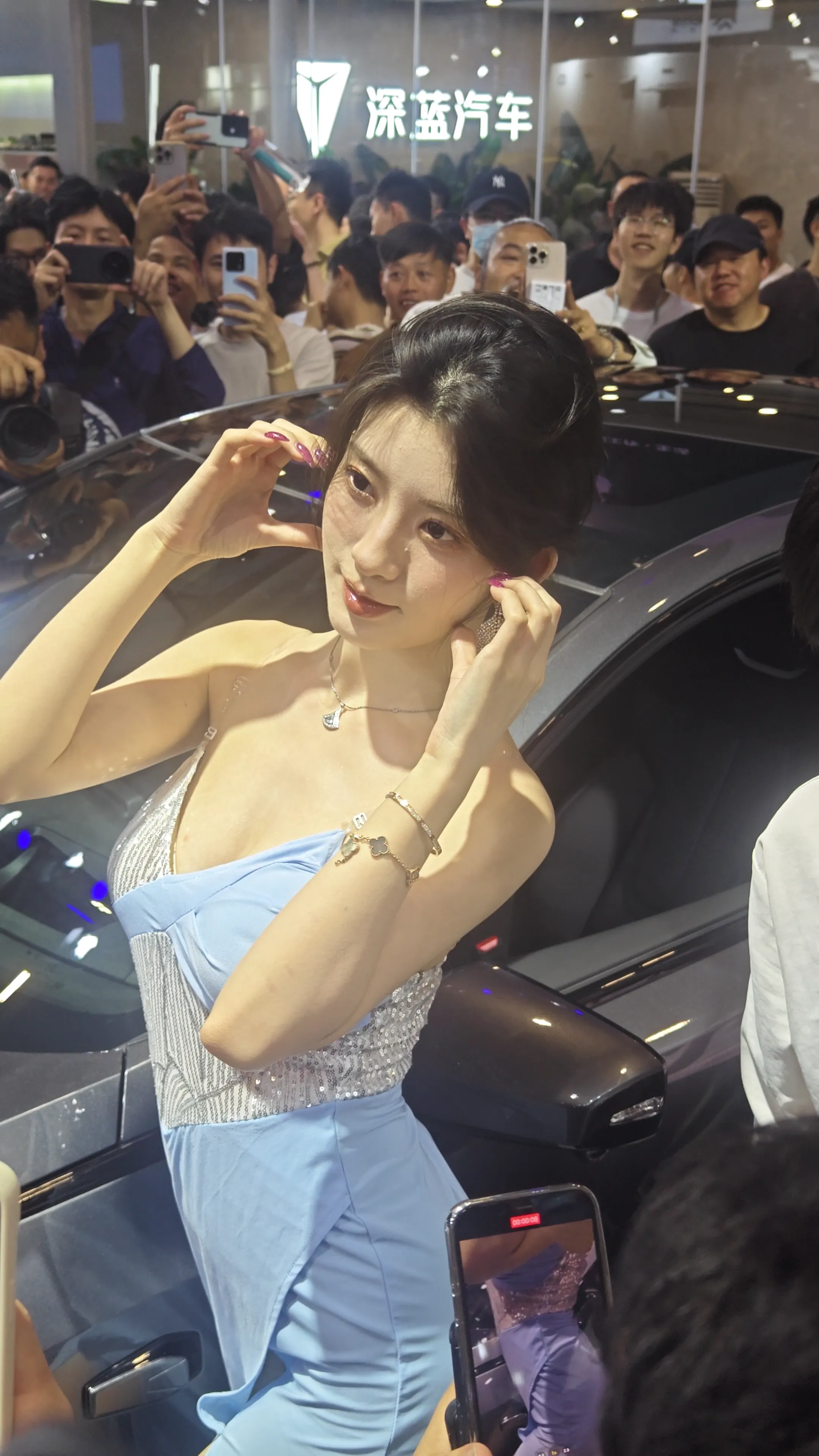 BB酱 MP4 [0P 12V 2.48GB]