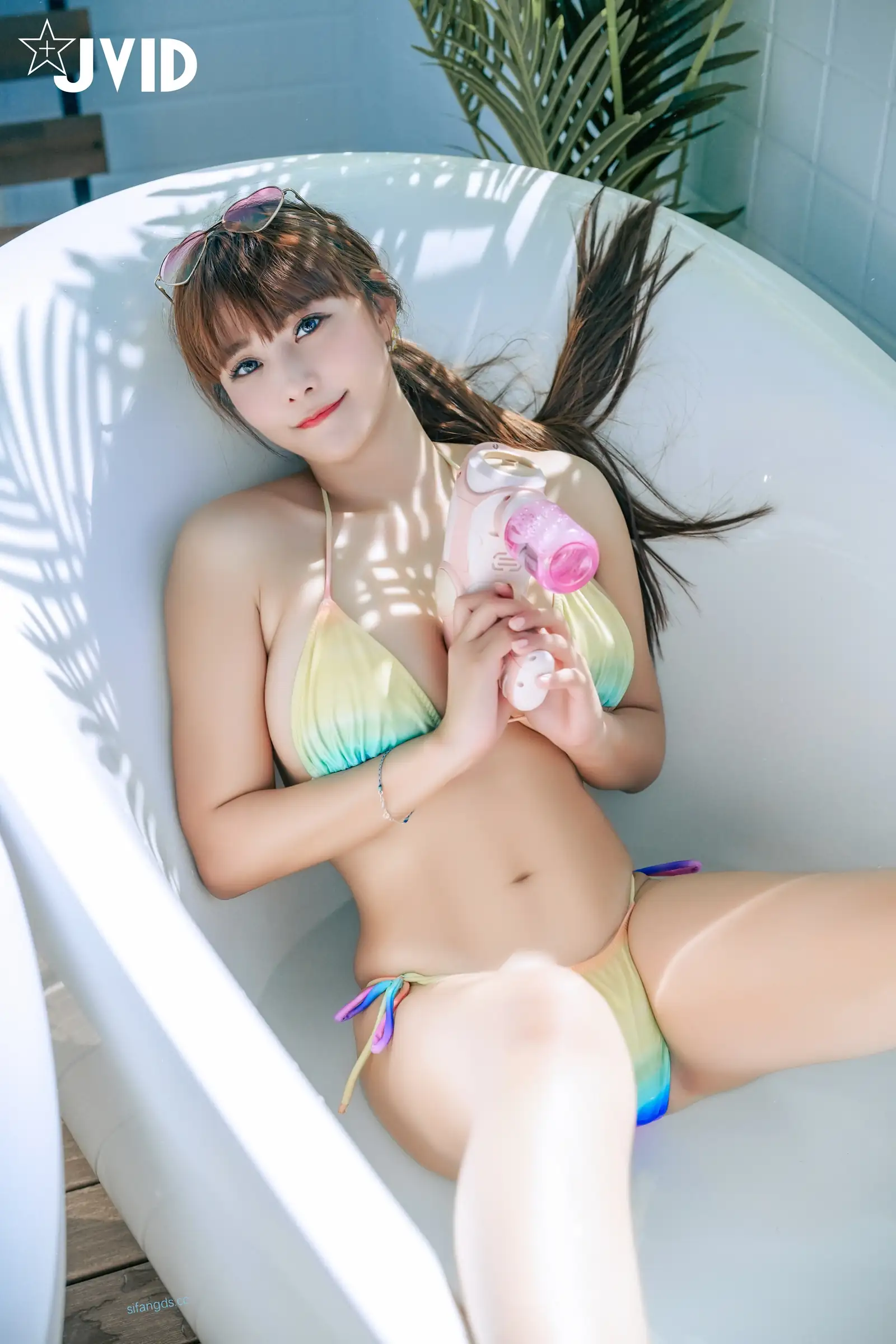JVID NO.1135 Lele 樂樂 去年大受好評的陽台城市比基尼 [264P1V 500MB] - 第3张
