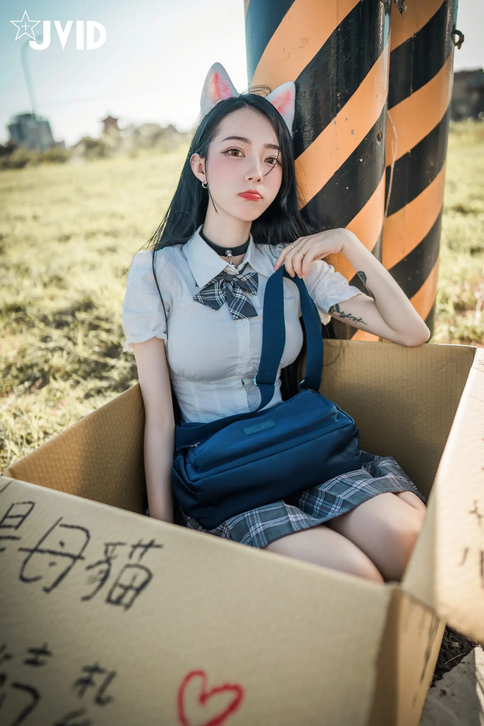 JVID NO.1105 飄飄哥 貓咪收養手冊 [174P 190MB] - 第5张