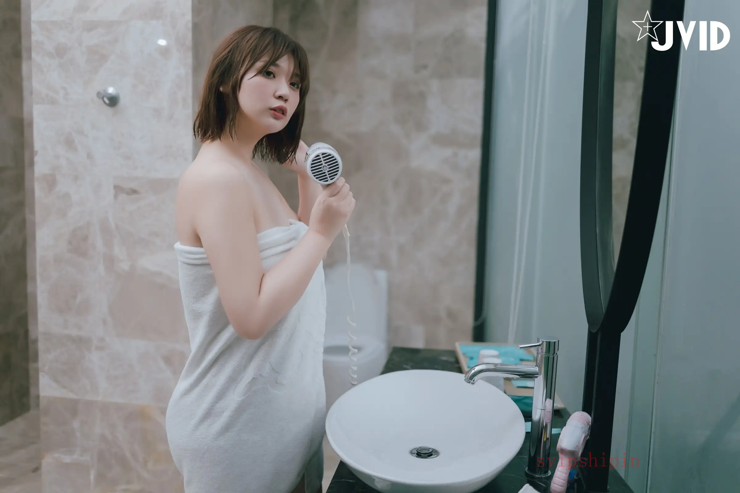 JVID - 极限精品 真实H乳超长爽片-你想要的 Ruru一次给你 终极童颜巨乳64p1v
