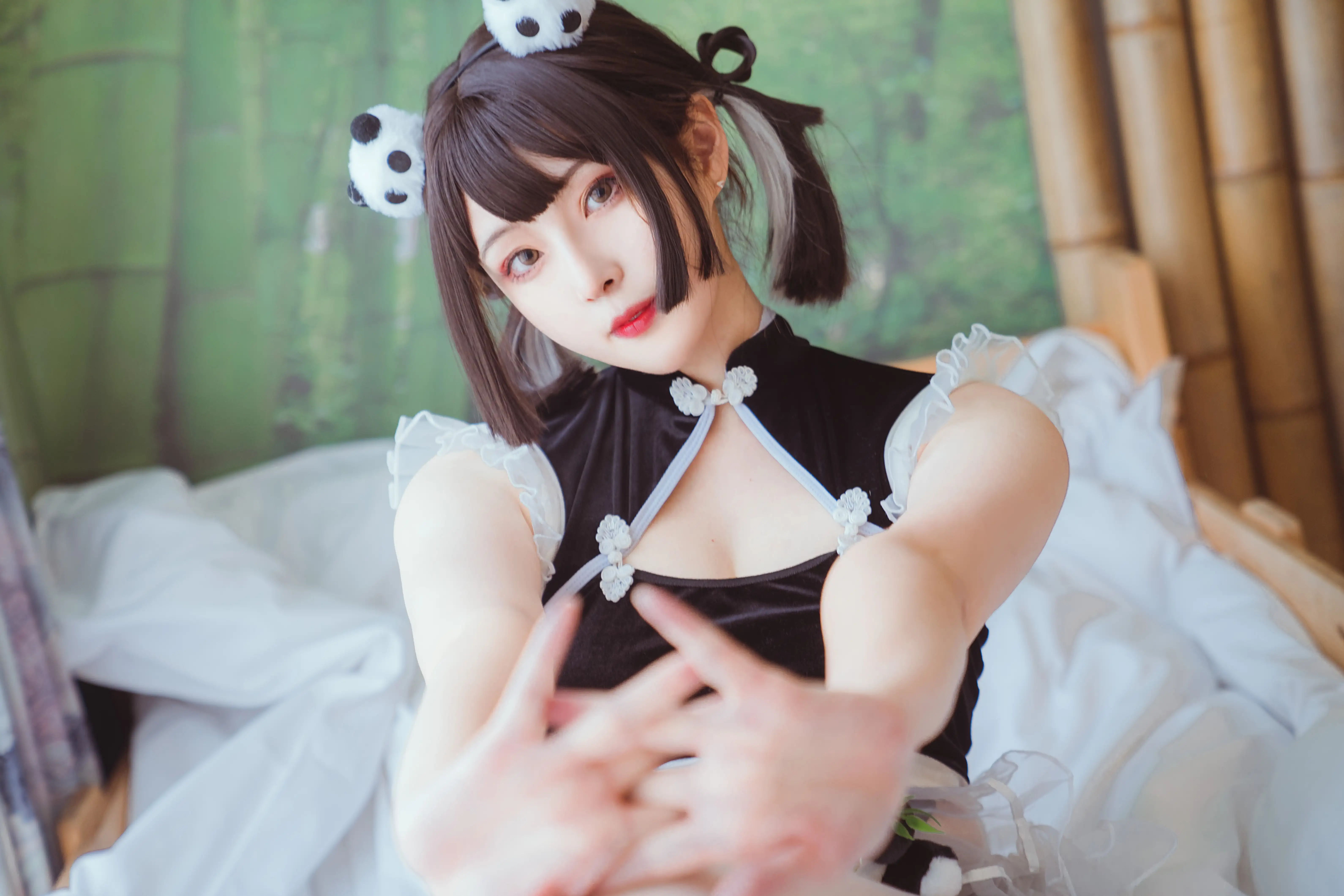 Natsuko夏夏子 NO.034 熊猫女仆64P1V [48P-1V 372.06 MB] - 第2张