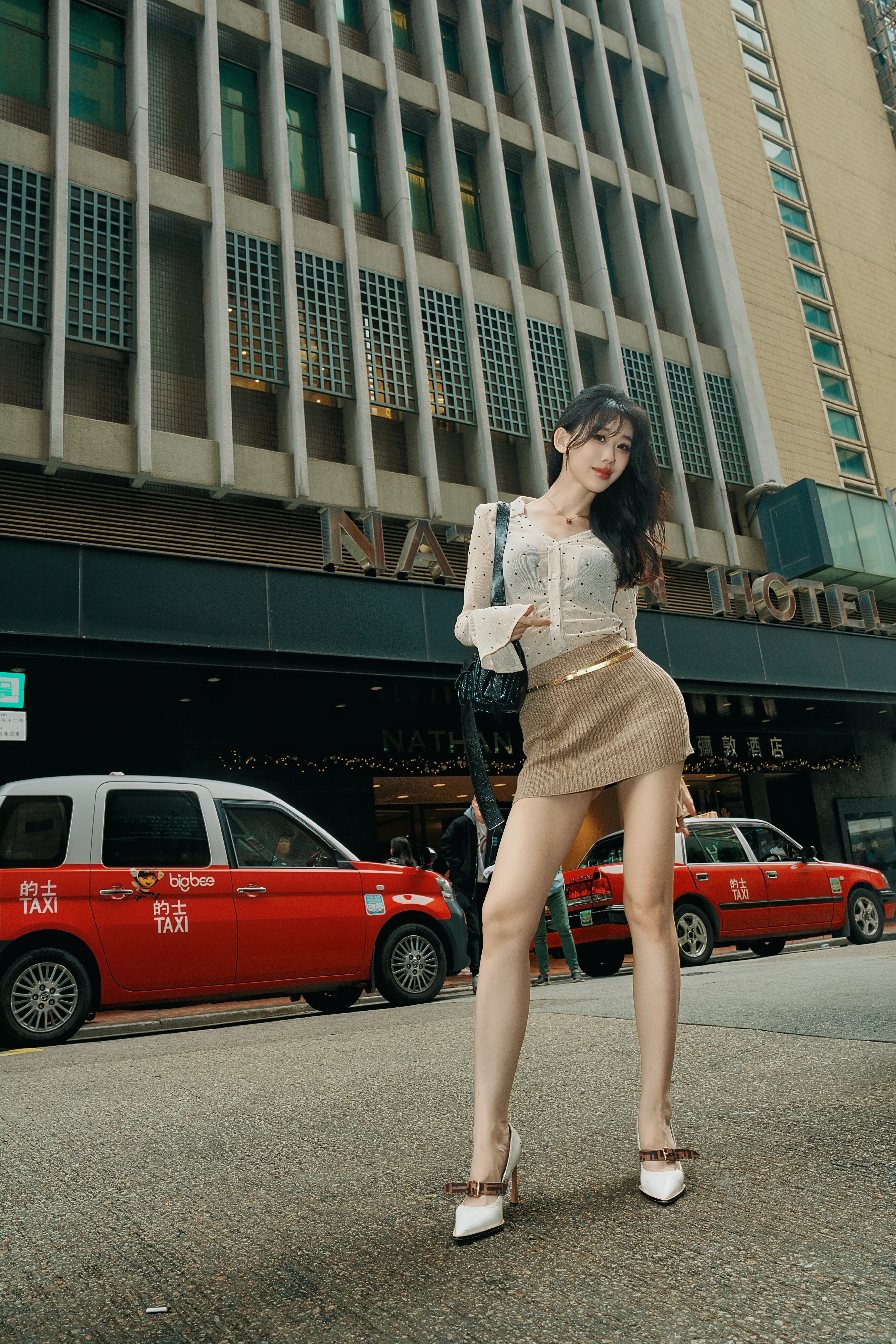 YITUYU艺图语 2026.01.08 香港Nathan Road人像街拍 叫我GG [42P 1.34 GB] - 第6张