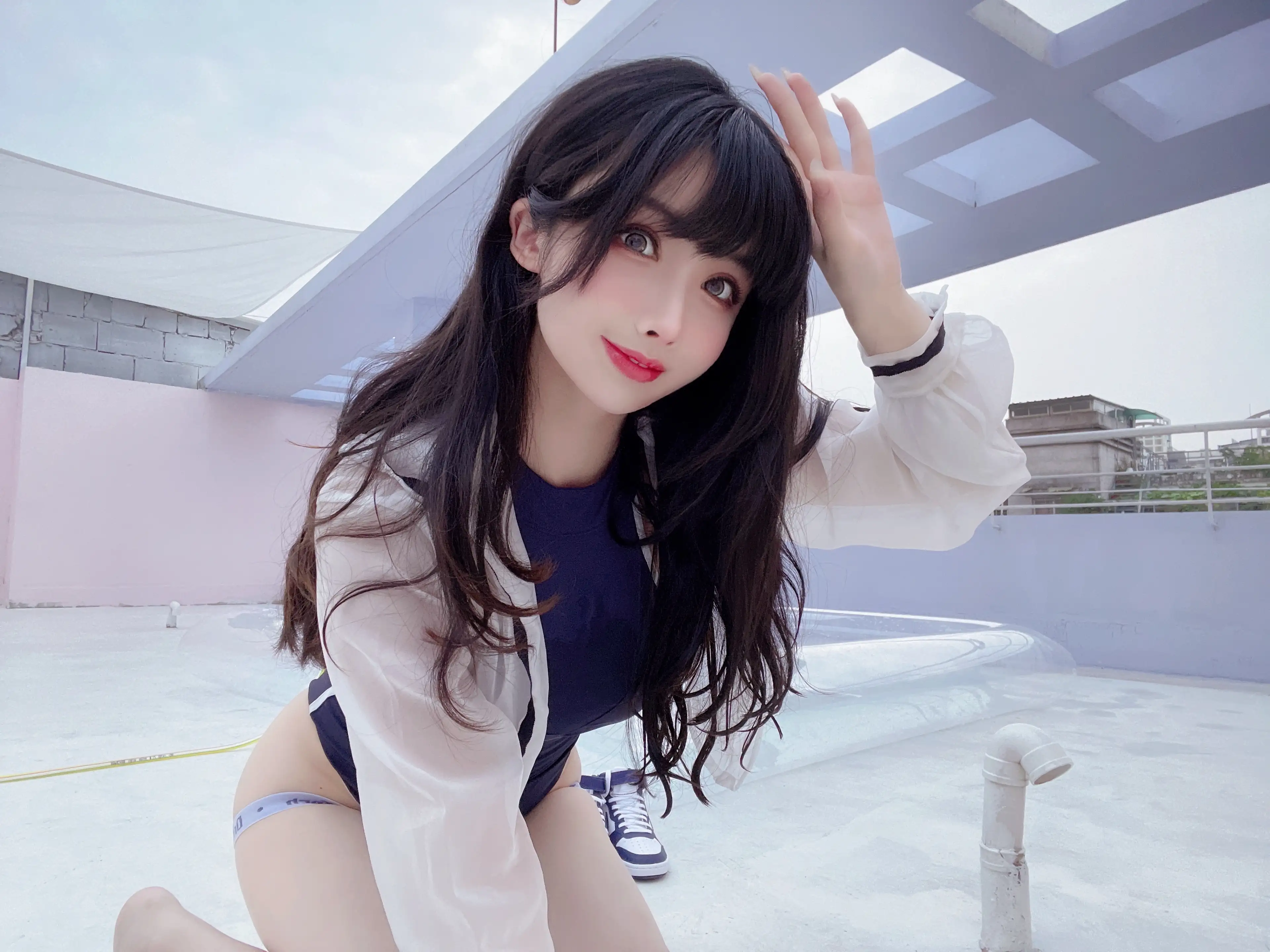rioko凉凉子 NO.072 天台竞泳 [50P1V-247MB] - 第4张
