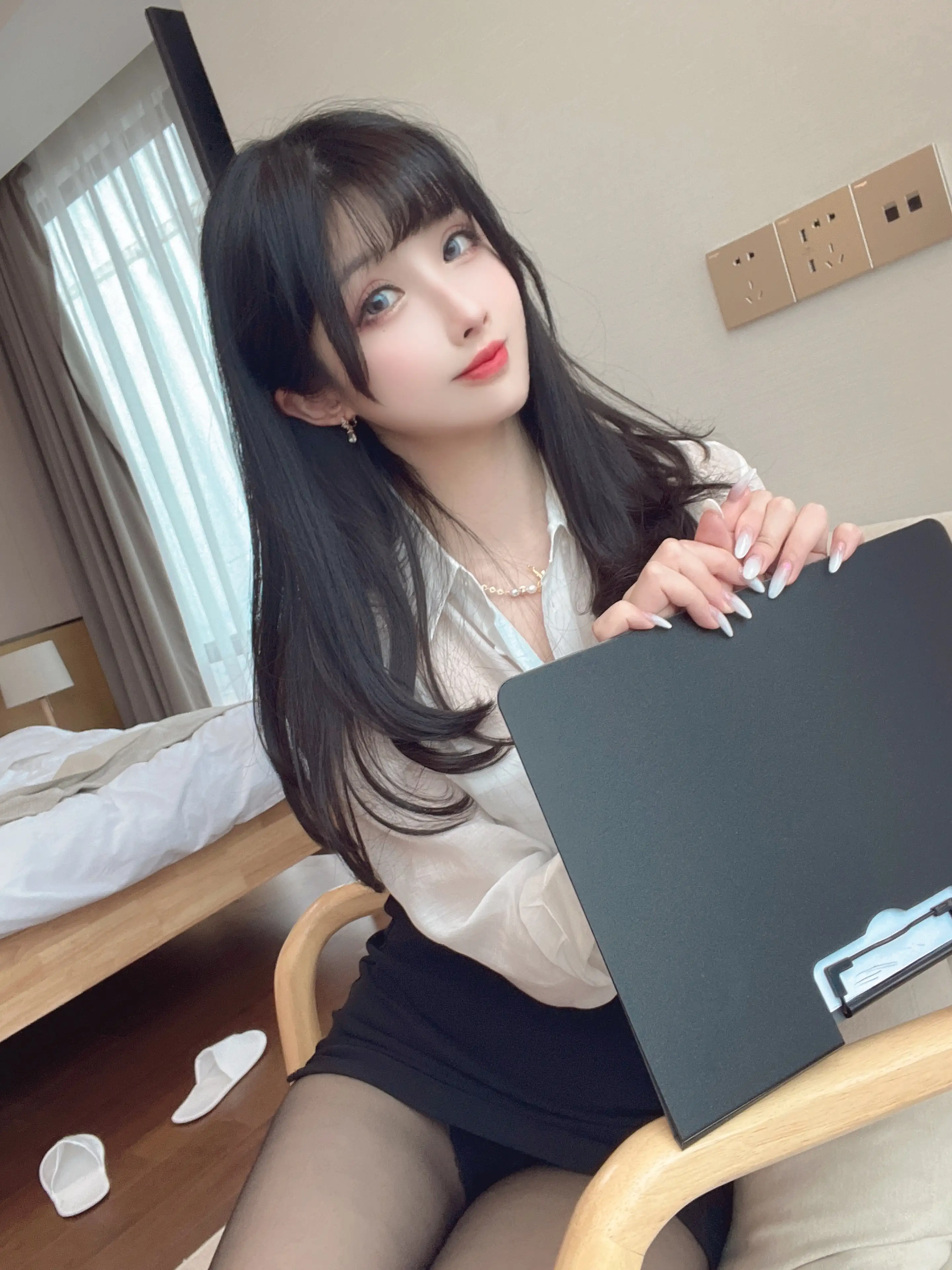rioko凉凉子 NO.093 &面饼仙儿《黑丝ol制服双人》 [102P11V-1.45GB] - 第7张