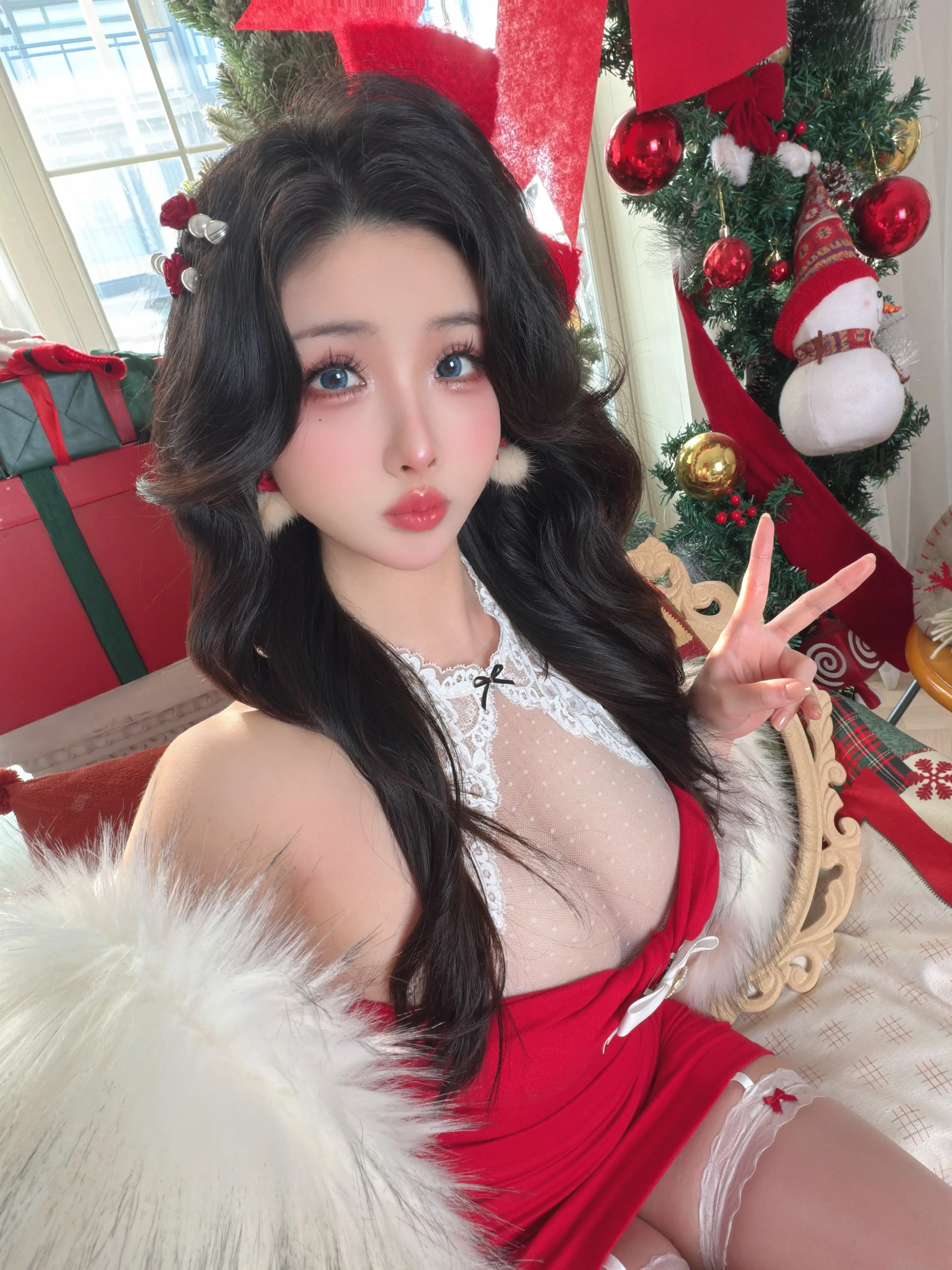 rioko凉凉子 NO.147 2025圣诞特别篇 [56P8V 1GB]