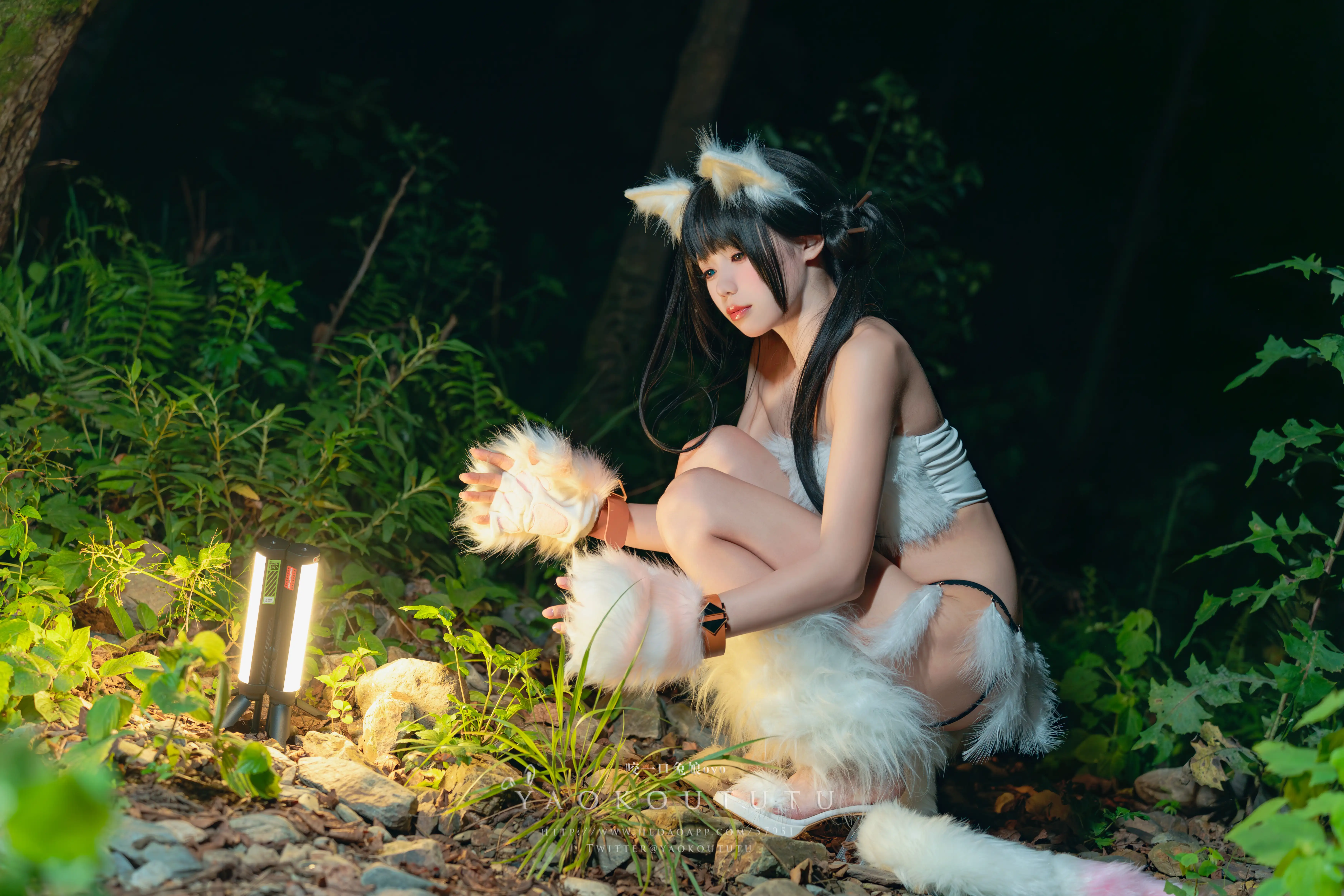咬一口兔娘(黏黏团子兔) – NO.065 八月订阅『狐灵』&LIKEY [55P1V-1.27G] - 第3张