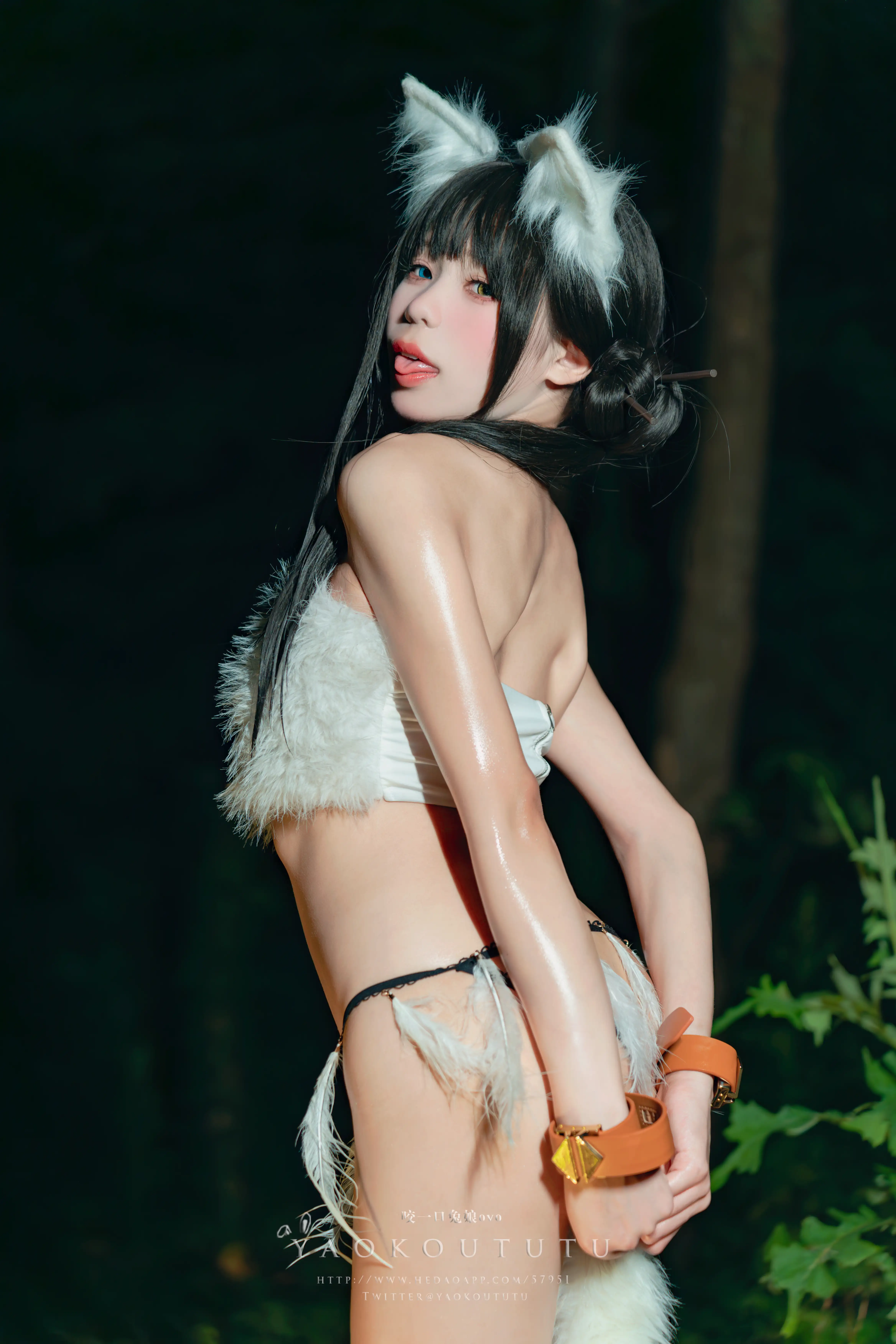 咬一口兔娘(黏黏团子兔) – NO.065 八月订阅『狐灵』&LIKEY [55P1V-1.27G]