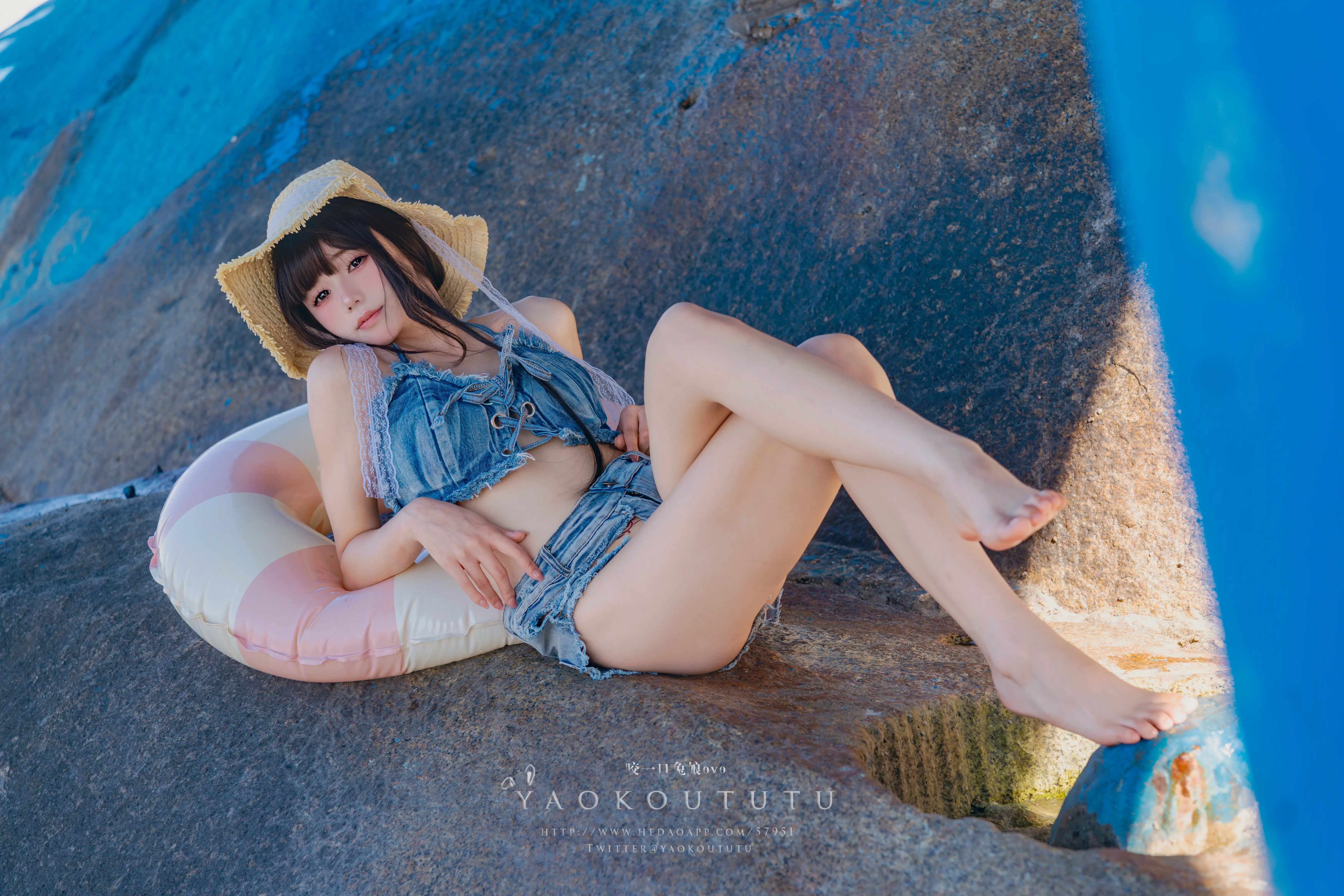 咬一口兔娘(黏黏团子兔) – NO.085『海の夏日』Shotgun[83P-1V-1.44G] - 第6张