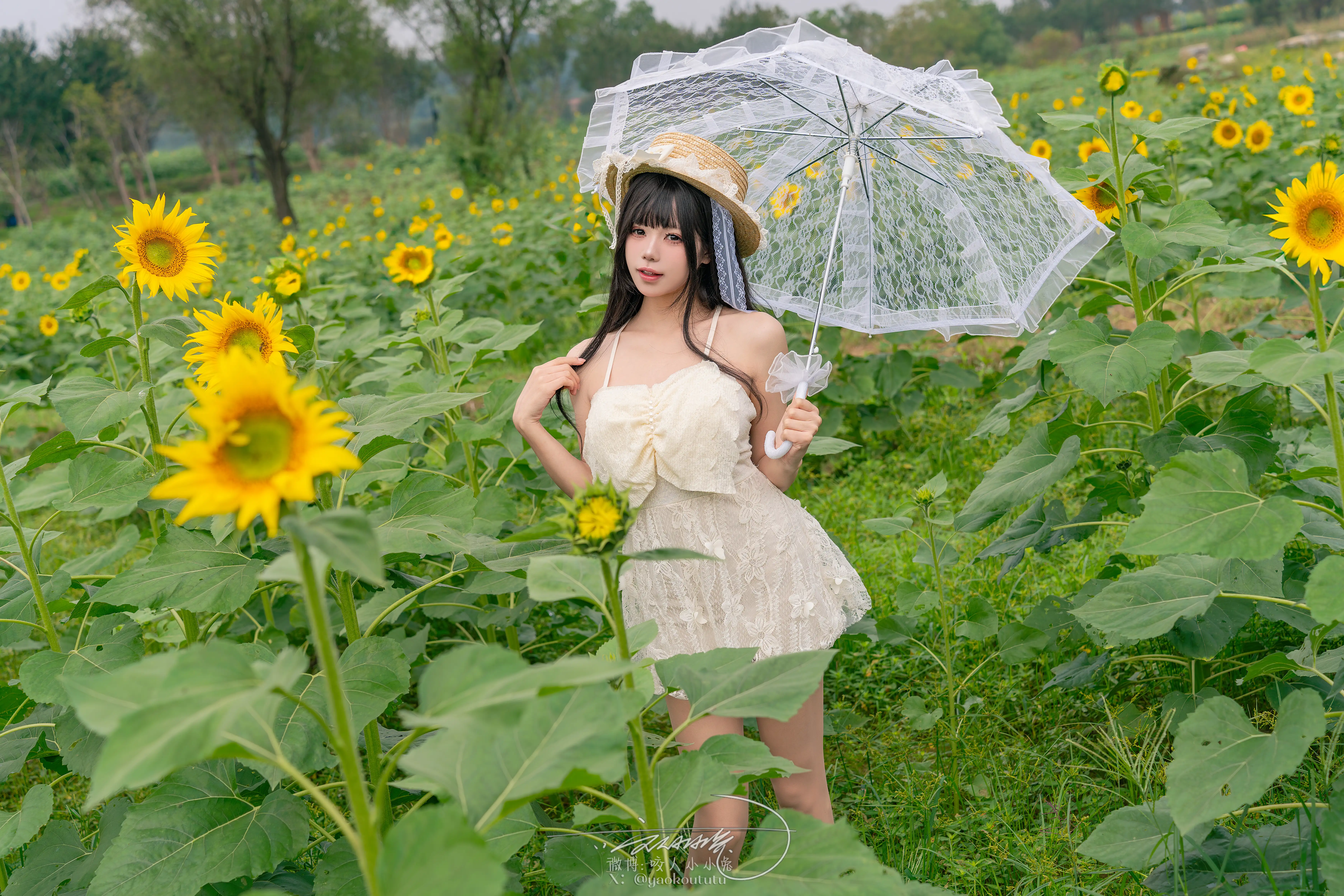 咬一口兔娘(黏黏团子兔) – NO.165 夏の葵 [73P1V-1.52GB] - 第3张